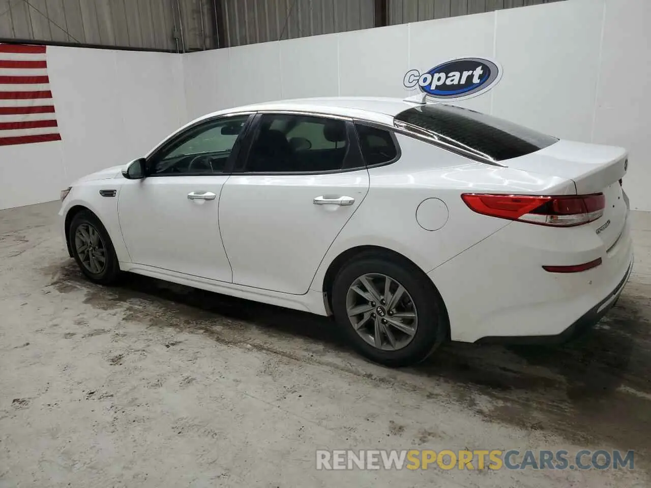 2 fotografías del automóvil dañado 5XXGT4L31KG334879 KIA OPTIMA 2019