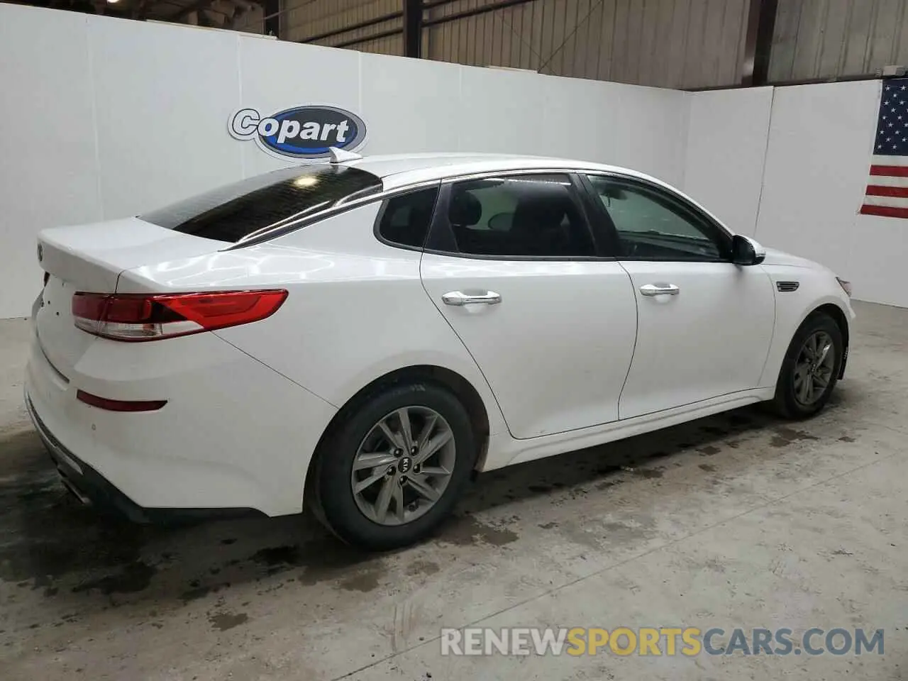 3 fotografías del automóvil dañado 5XXGT4L31KG334879 KIA OPTIMA 2019