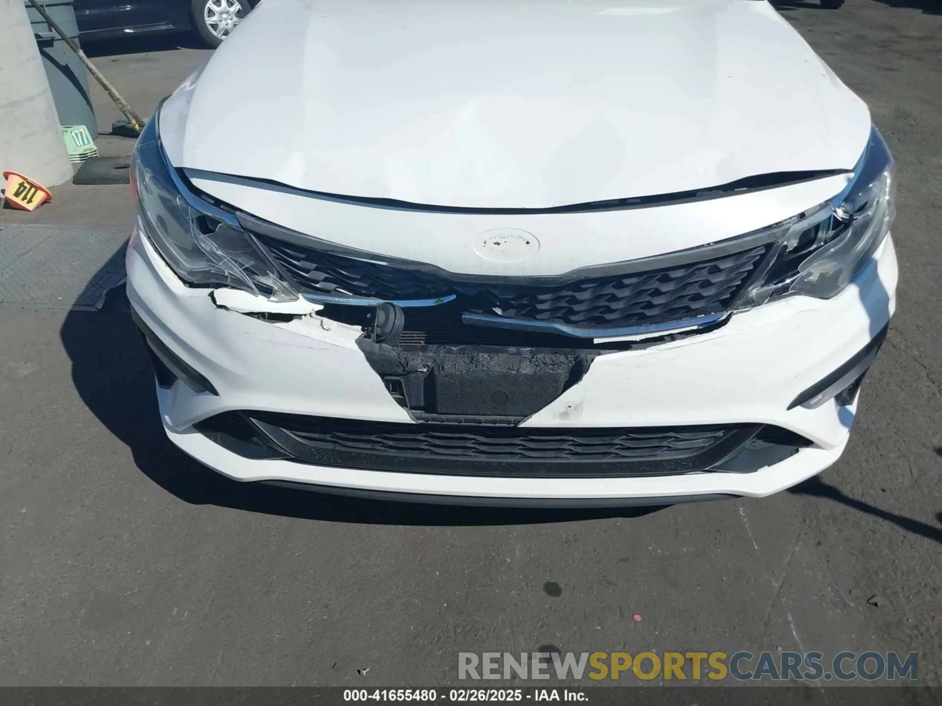 10 fotografías del automóvil dañado 5XXGT4L31KG335756 KIA OPTIMA 2019