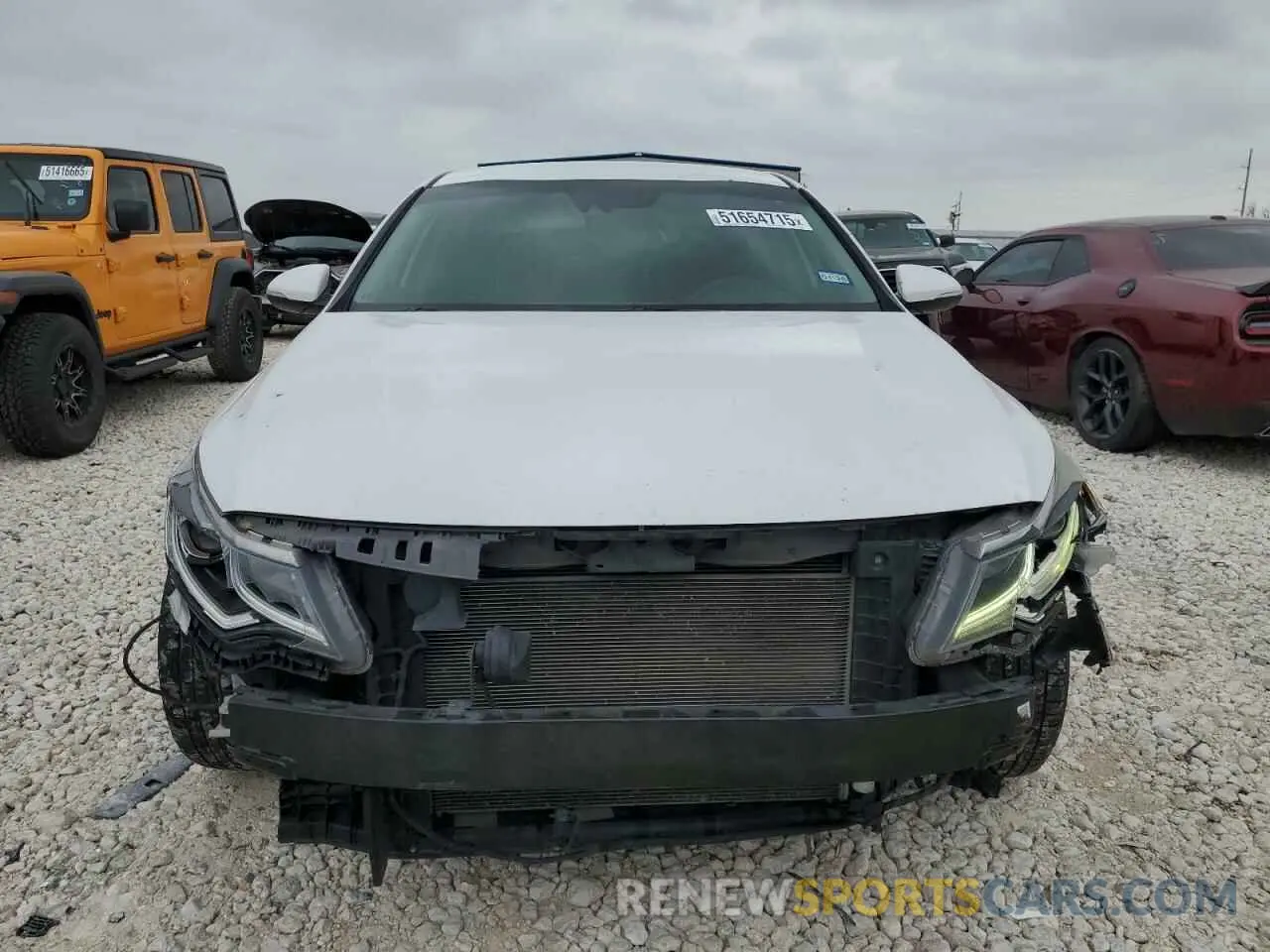 5 fotografías del automóvil dañado 5XXGT4L31KG338530 KIA OPTIMA 2019