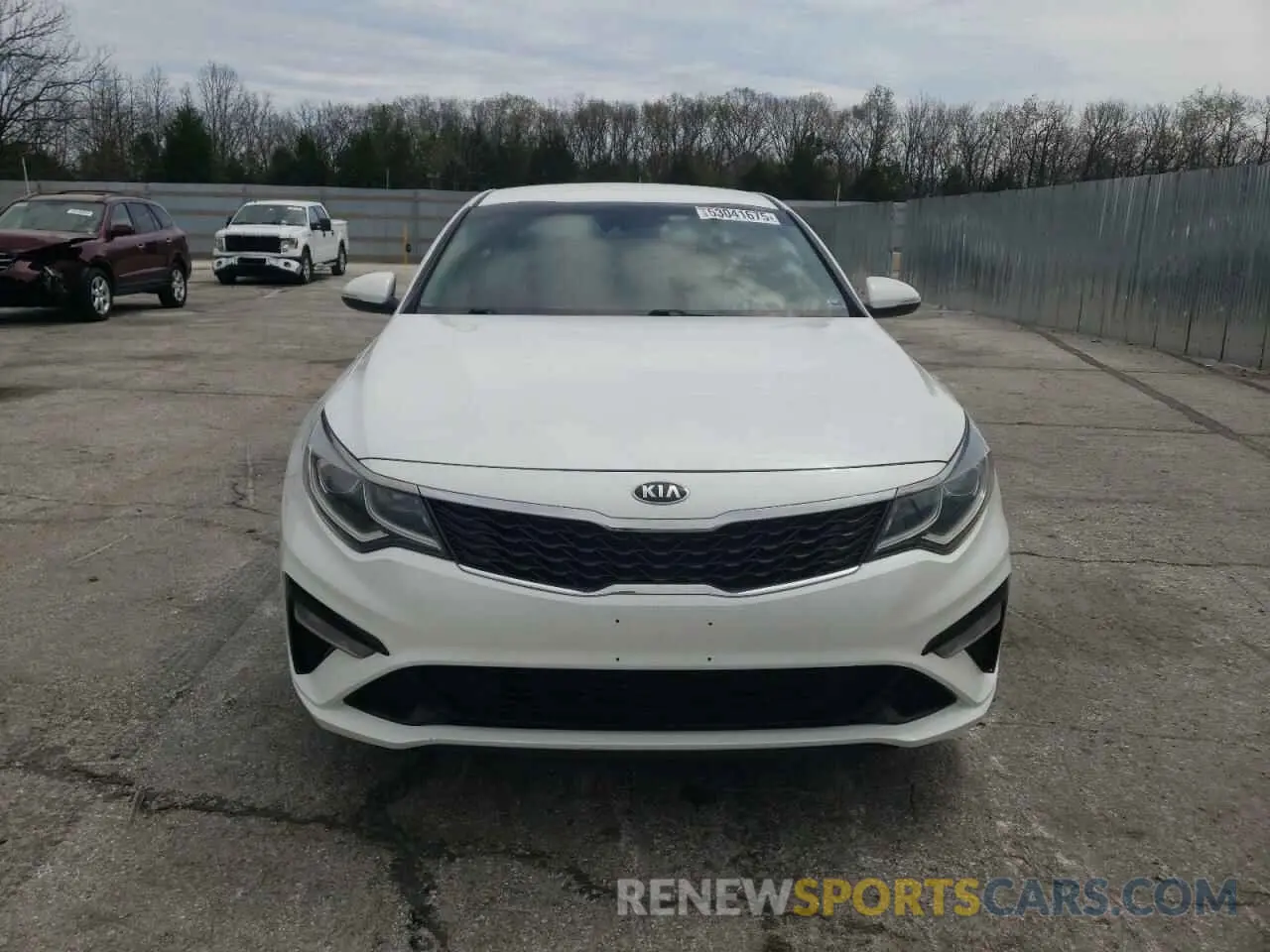 5 fotografías del automóvil dañado 5XXGT4L31KG357806 KIA OPTIMA 2019