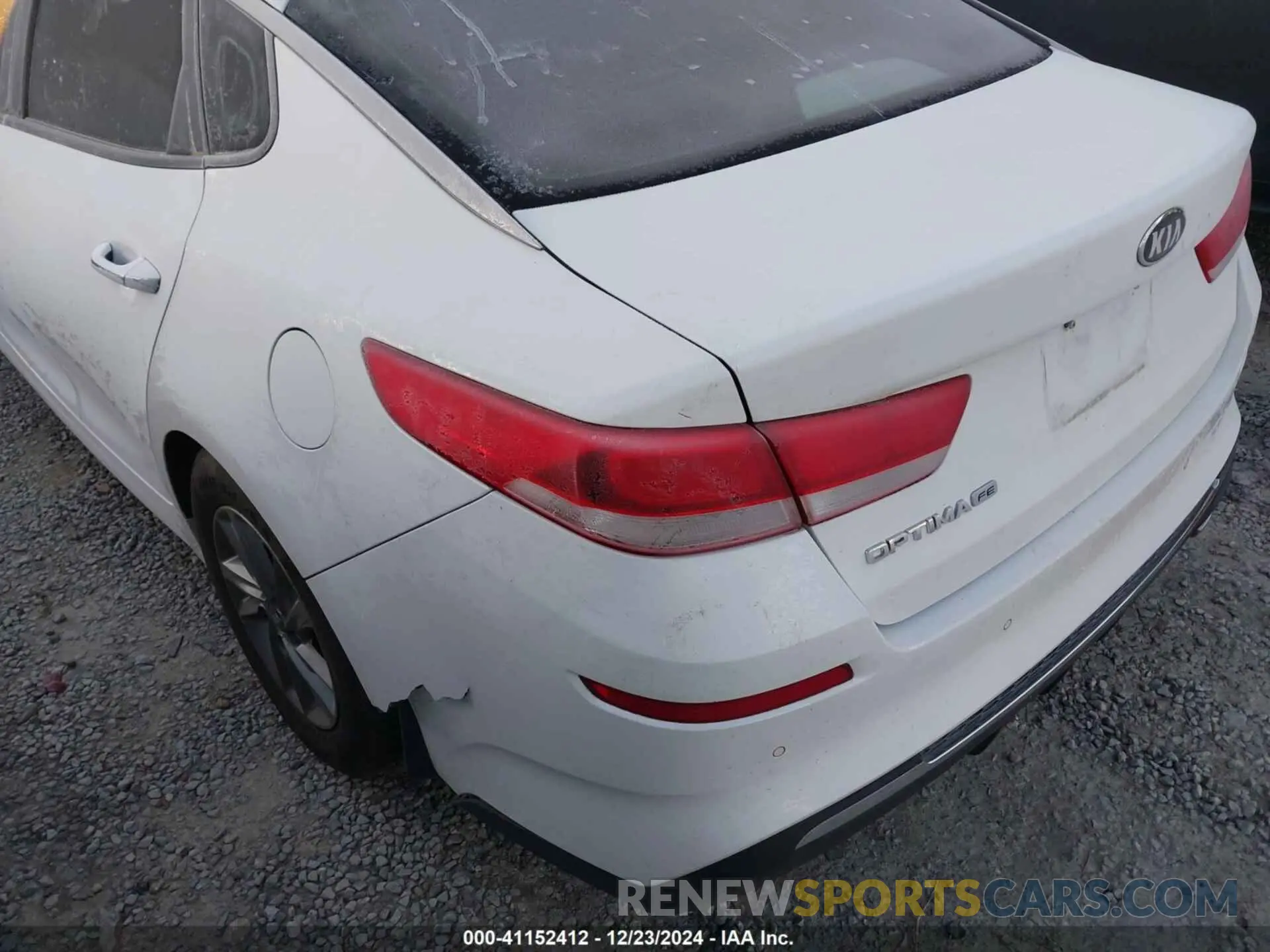 3 fotografías del automóvil dañado 5XXGT4L31KG365159 KIA OPTIMA 2019