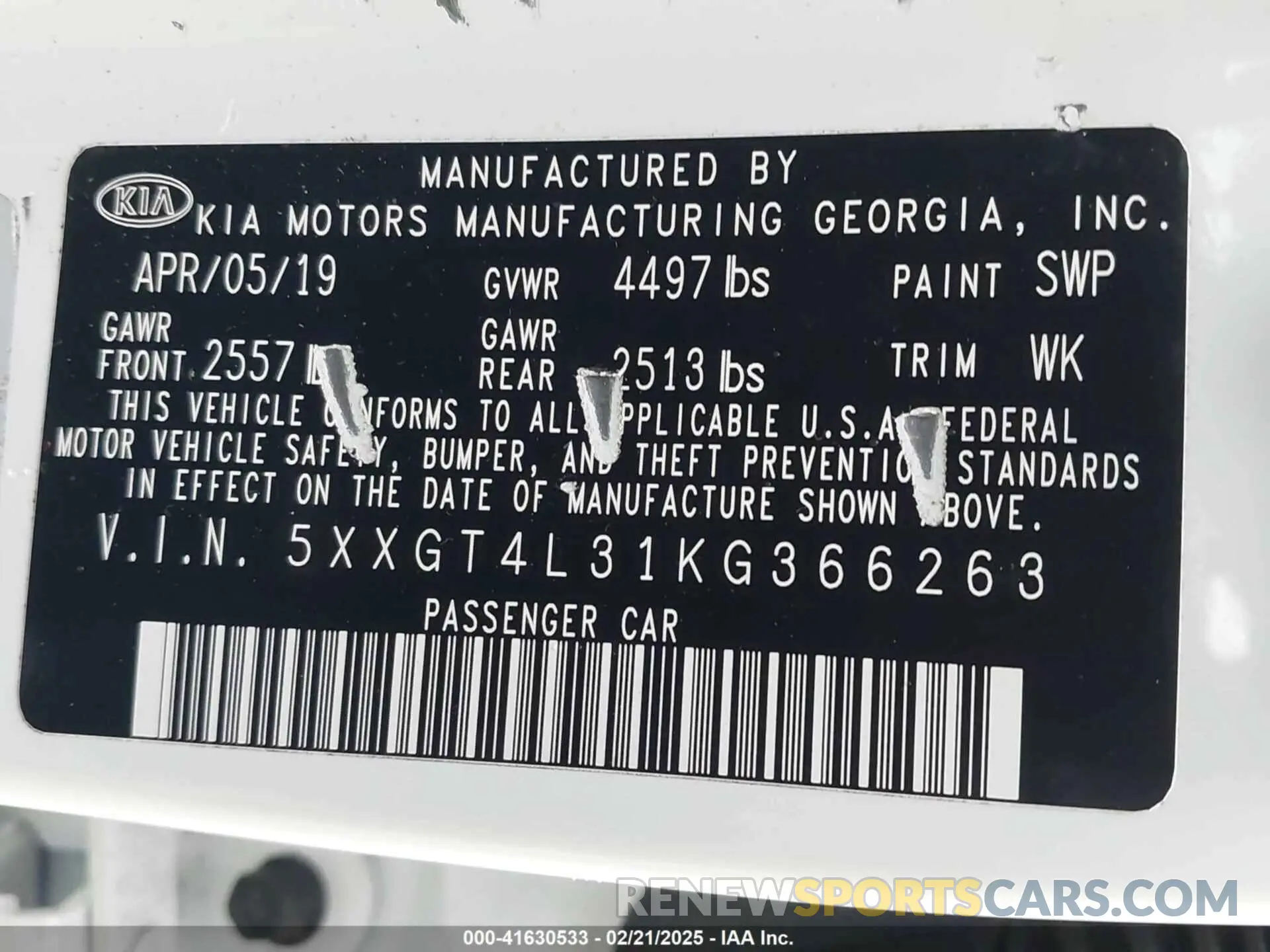9 fotografías del automóvil dañado 5XXGT4L31KG366263 KIA OPTIMA 2019