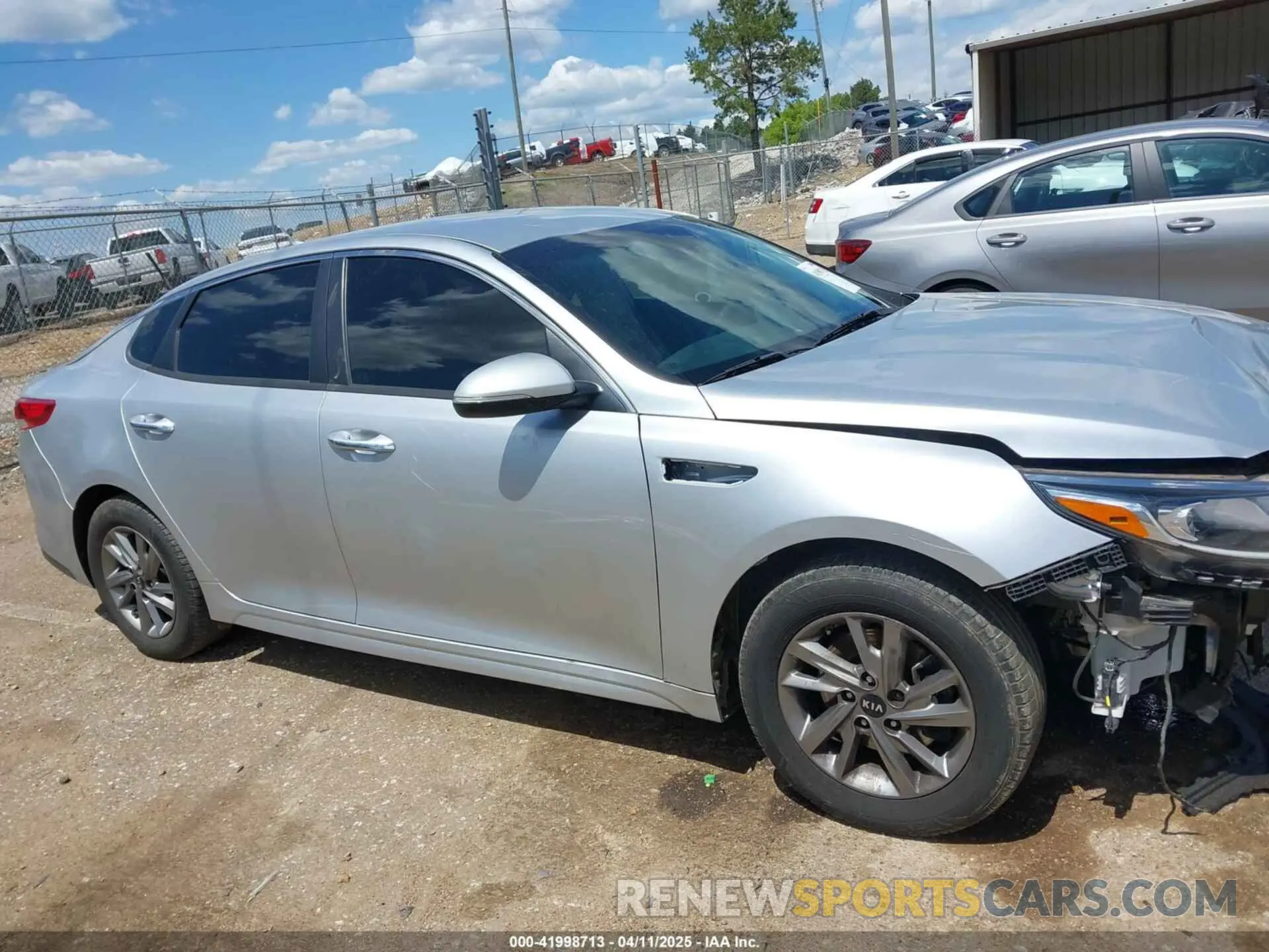 21 fotografías del automóvil dañado 5XXGT4L32KG282081 KIA OPTIMA 2019