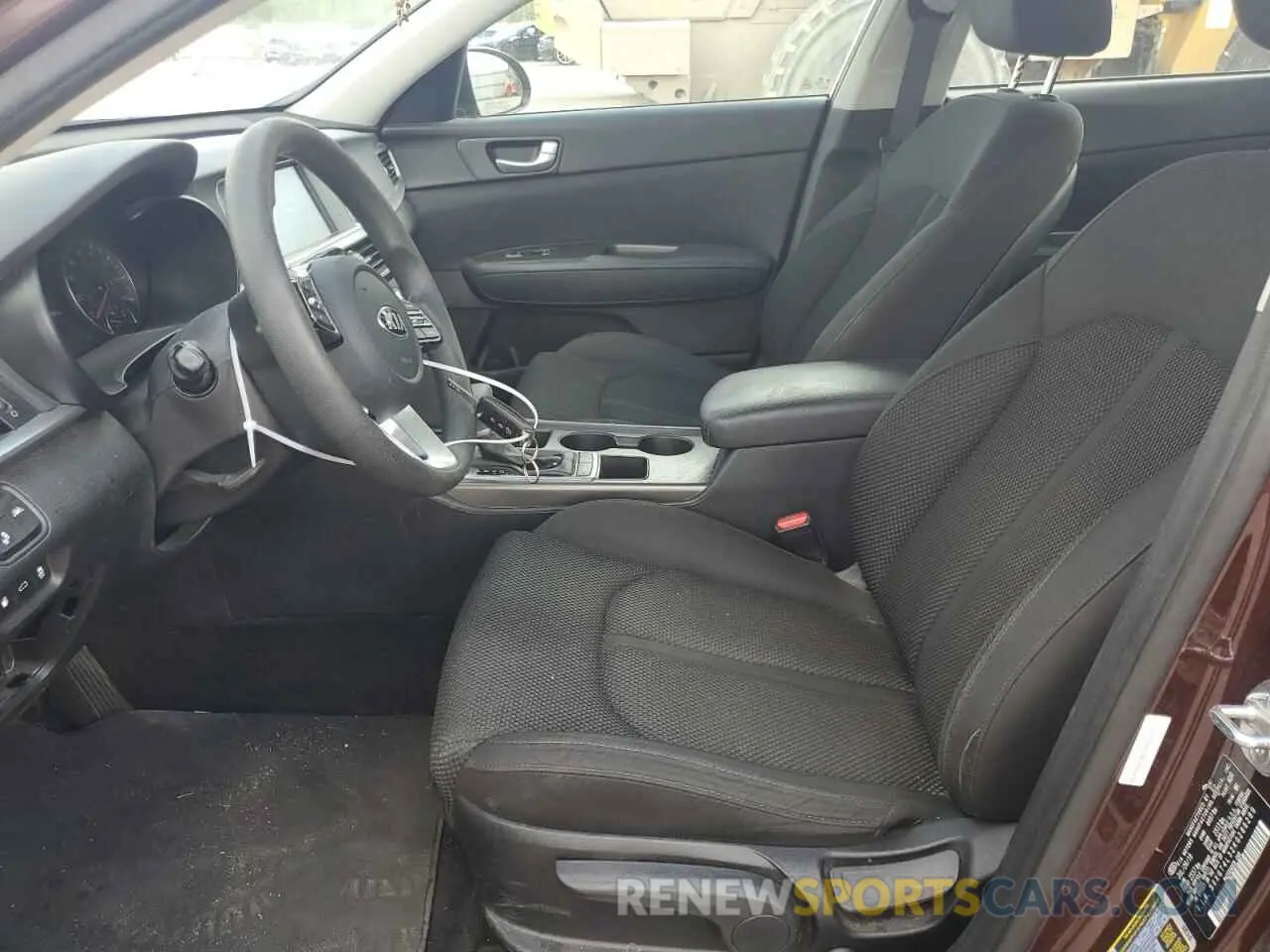 7 fotografías del automóvil dañado 5XXGT4L32KG286289 KIA OPTIMA 2019