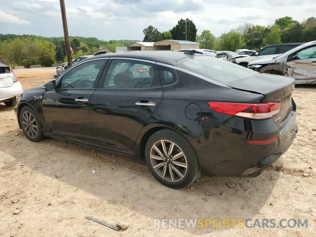 2 fotografías del automóvil dañado 5XXGT4L32KG308646 KIA OPTIMA 2019