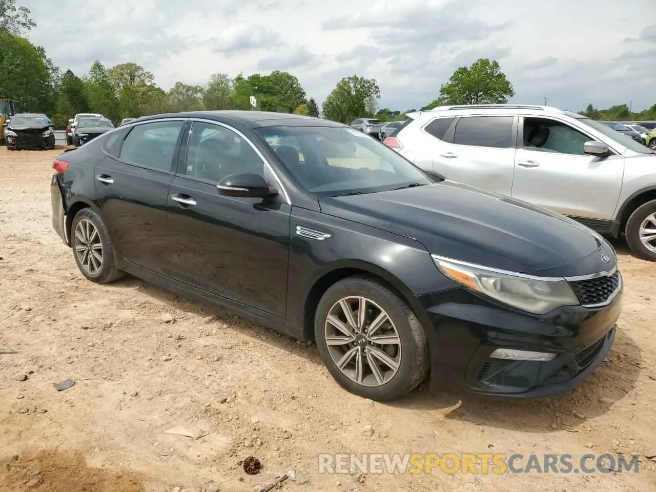 4 fotografías del automóvil dañado 5XXGT4L32KG308646 KIA OPTIMA 2019