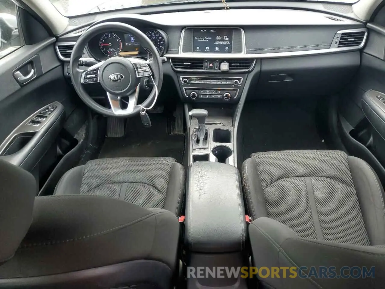 8 fotografías del automóvil dañado 5XXGT4L32KG332154 KIA OPTIMA 2019