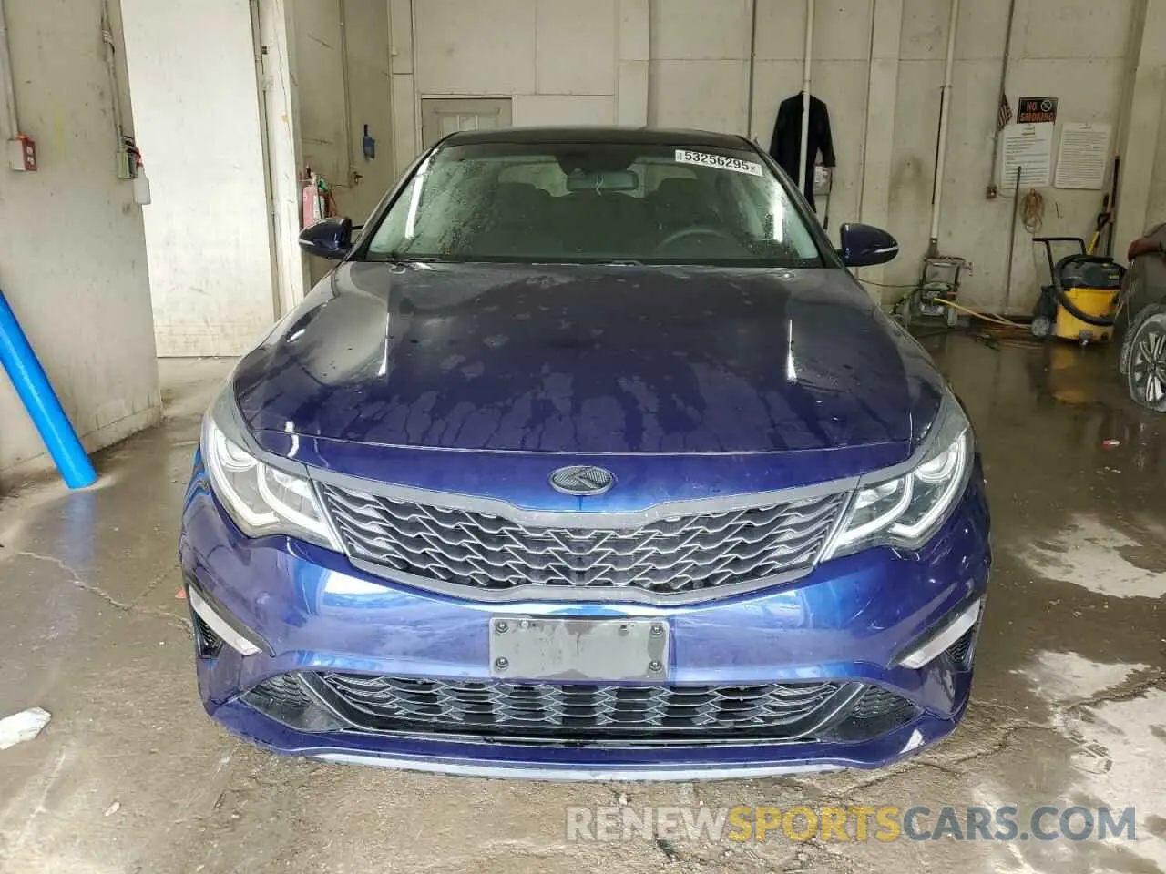 5 fotografías del automóvil dañado 5XXGT4L32KG378597 KIA OPTIMA 2019