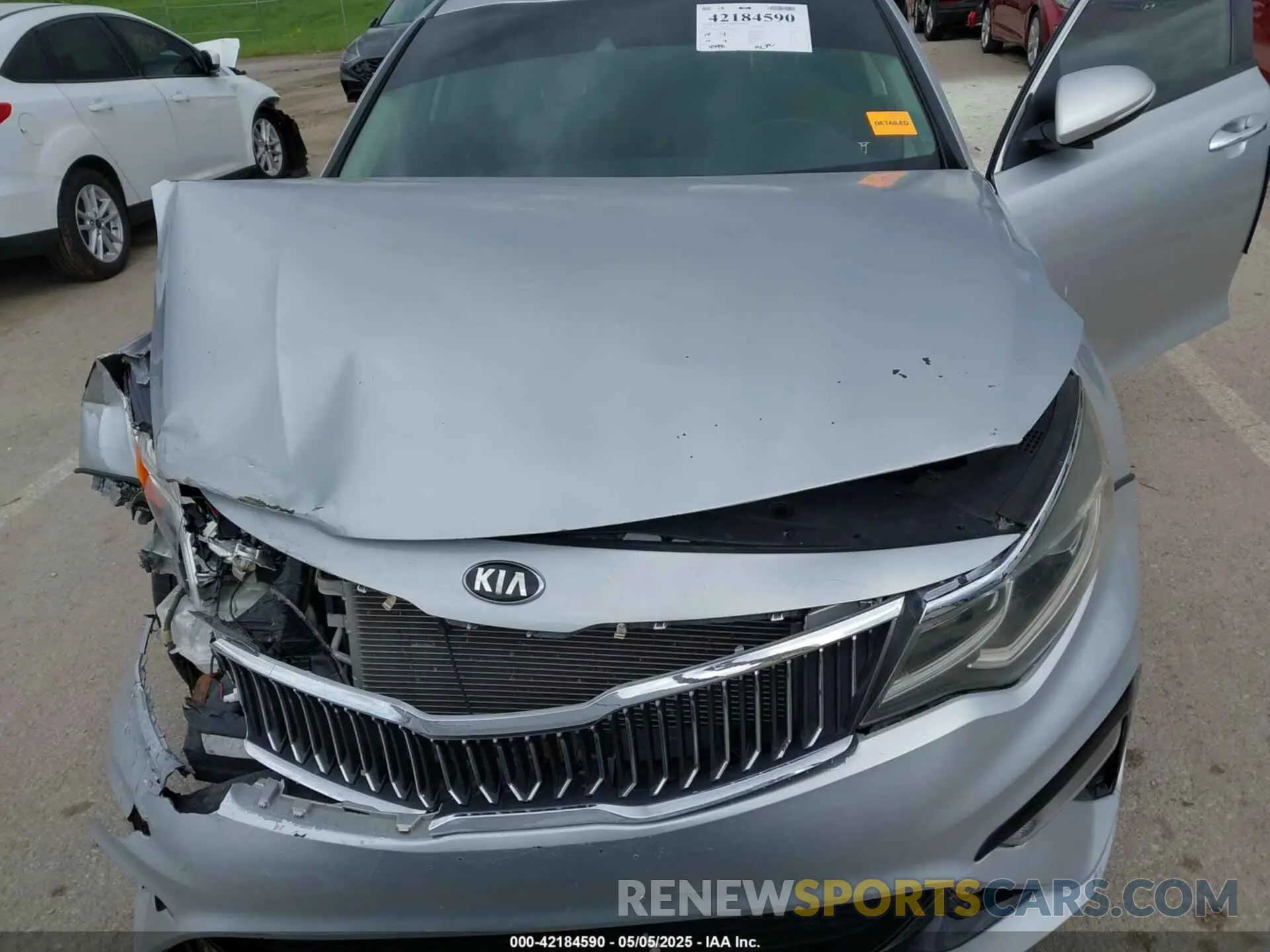 6 fotografías del automóvil dañado 5XXGT4L33KG320322 KIA OPTIMA 2019