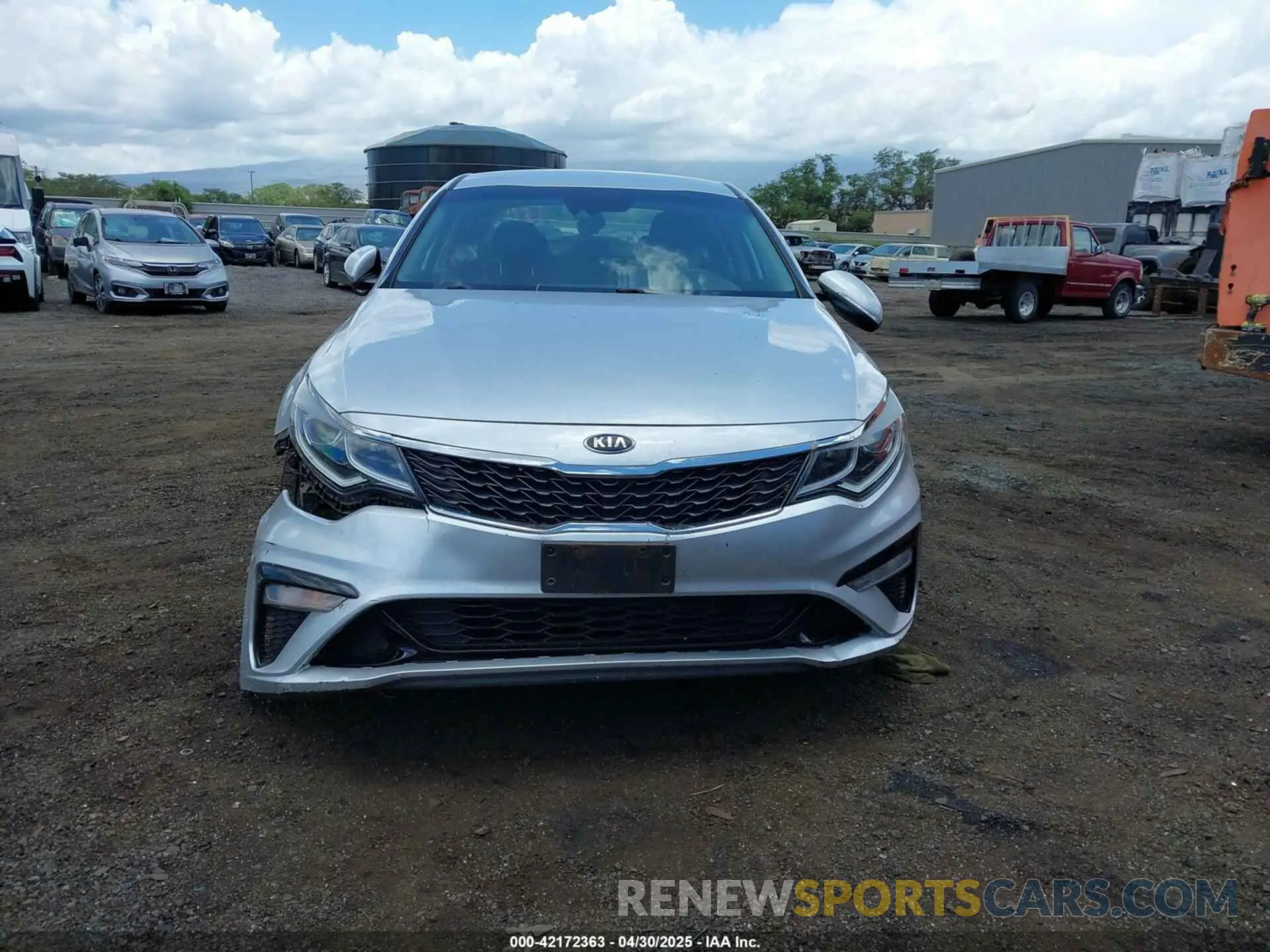 6 fotografías del automóvil dañado 5XXGT4L33KG328565 KIA OPTIMA 2019
