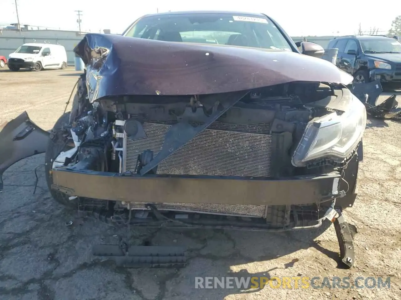 5 fotografías del automóvil dañado 5XXGT4L33KG337671 KIA OPTIMA 2019