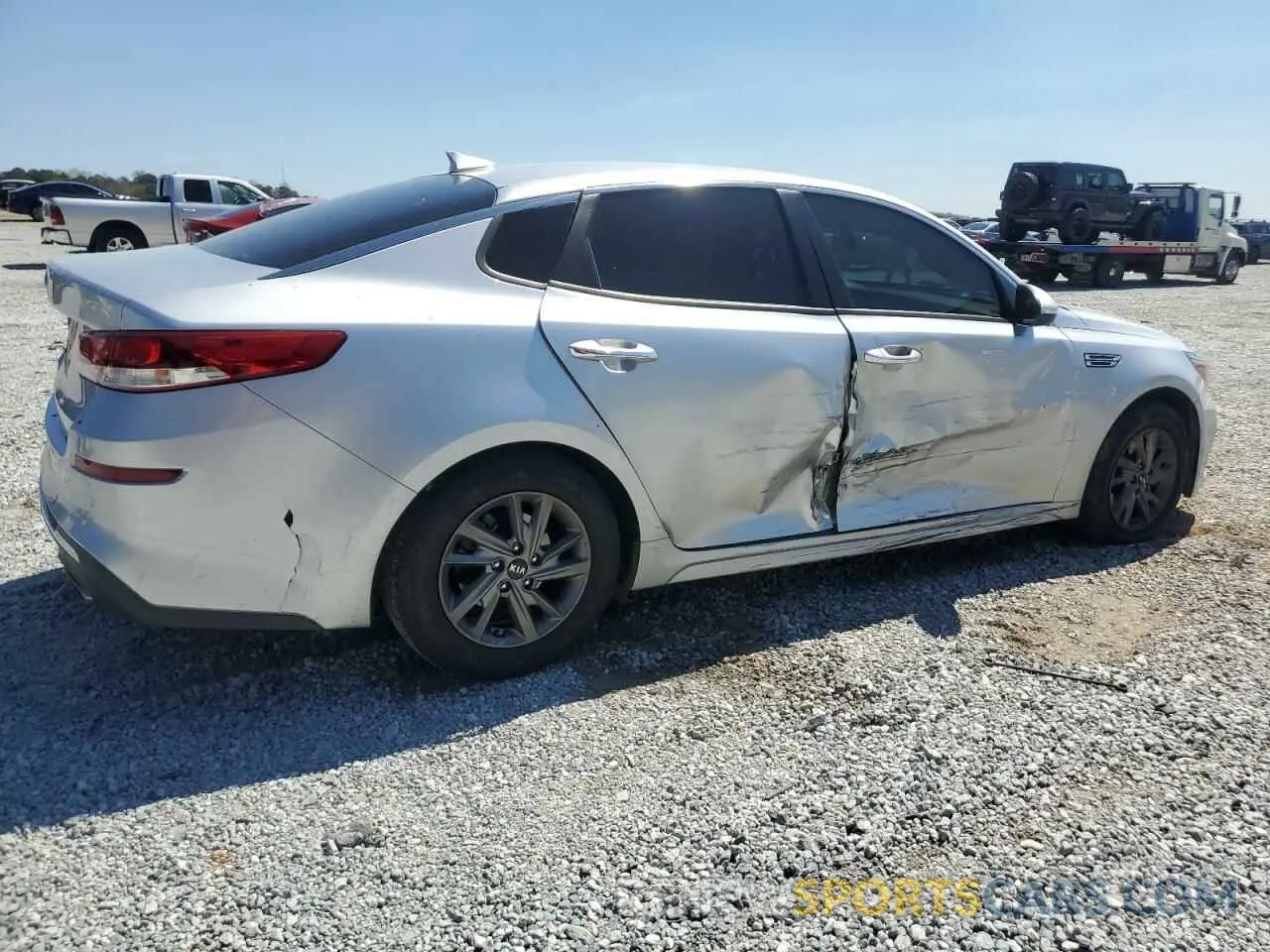 3 fotografías del automóvil dañado 5XXGT4L33KG342546 KIA OPTIMA 2019