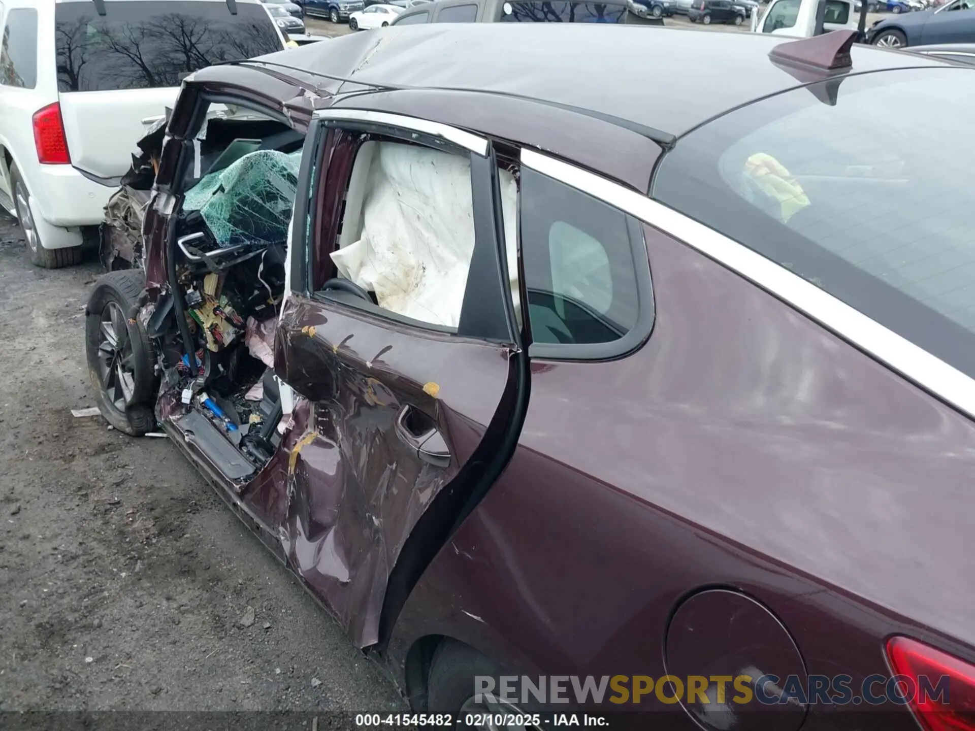 6 fotografías del automóvil dañado 5XXGT4L33KG348900 KIA OPTIMA 2019