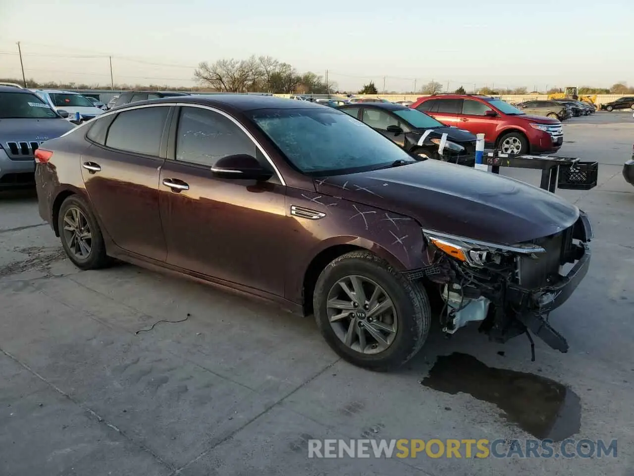 4 fotografías del automóvil dañado 5XXGT4L34KG323603 KIA OPTIMA 2019