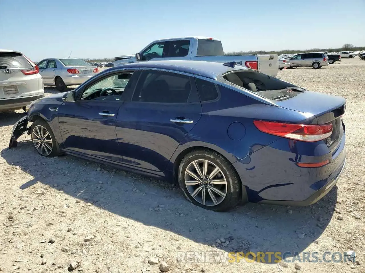 2 fotografías del automóvil dañado 5XXGT4L34KG350946 KIA OPTIMA 2019