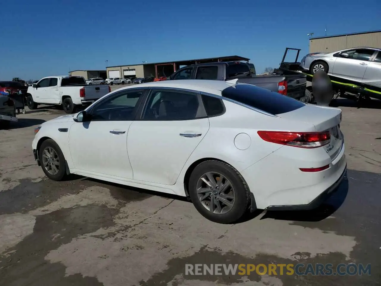 2 fotografías del automóvil dañado 5XXGT4L34KG363907 KIA OPTIMA 2019