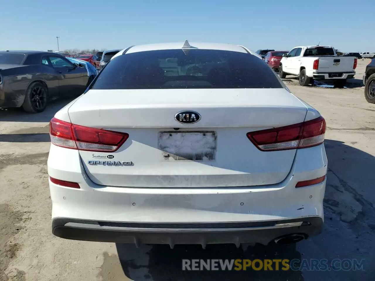 6 fotografías del automóvil dañado 5XXGT4L34KG363907 KIA OPTIMA 2019
