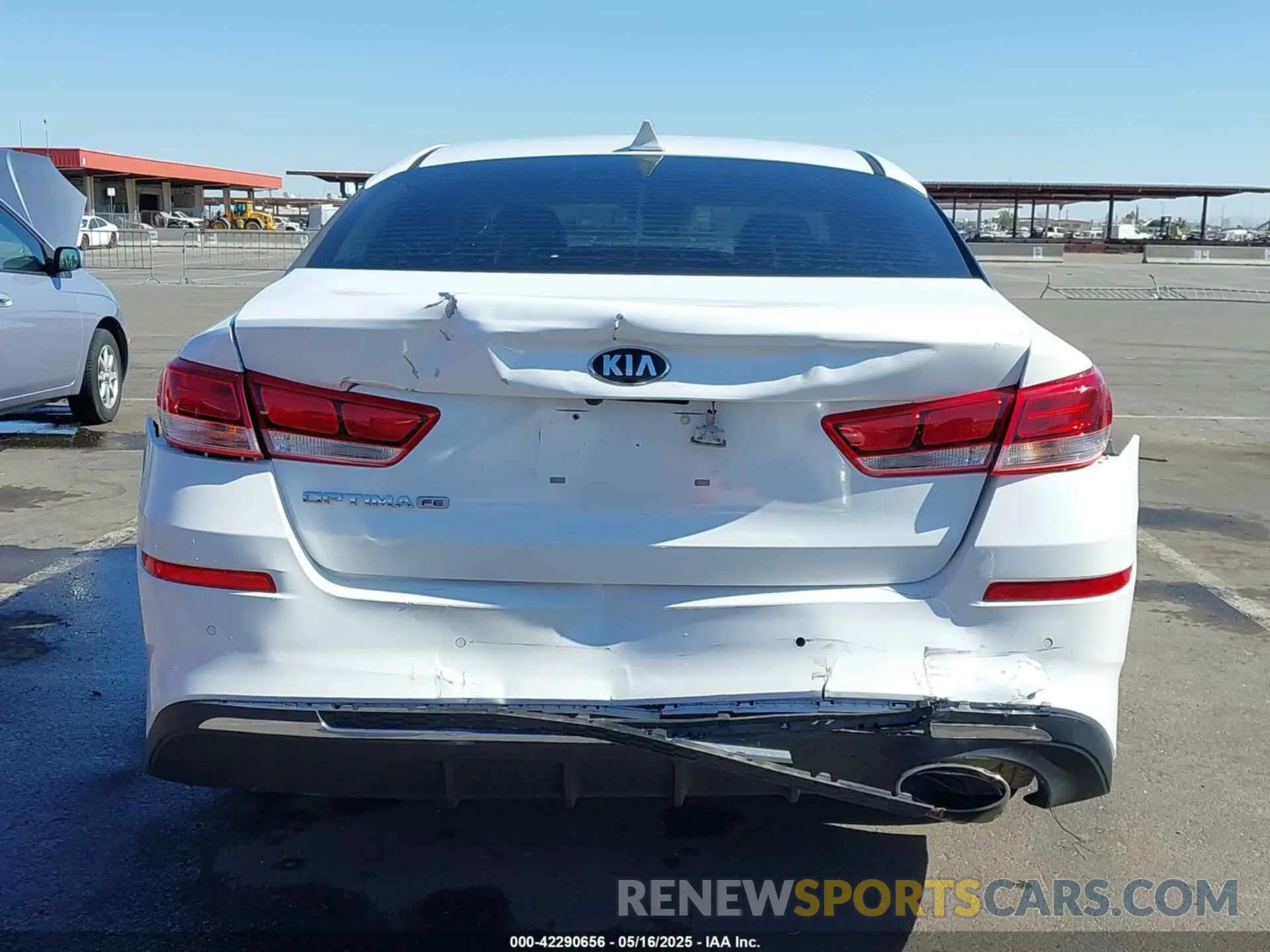 6 fotografías del automóvil dañado 5XXGT4L34KG364135 KIA OPTIMA 2019