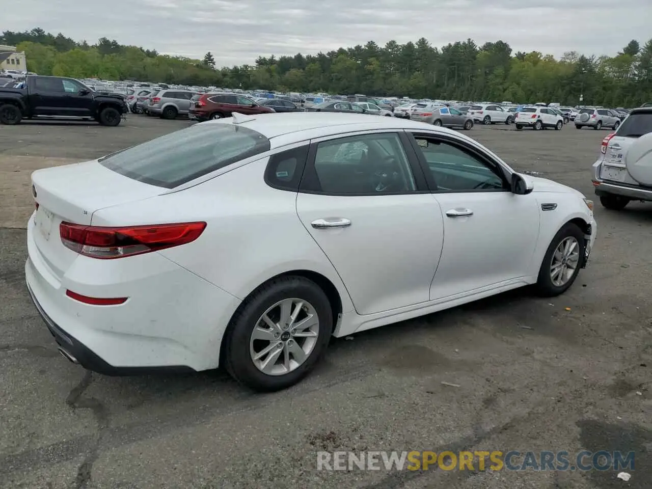 3 fotografías del automóvil dañado 5XXGT4L35KG278705 KIA OPTIMA 2019