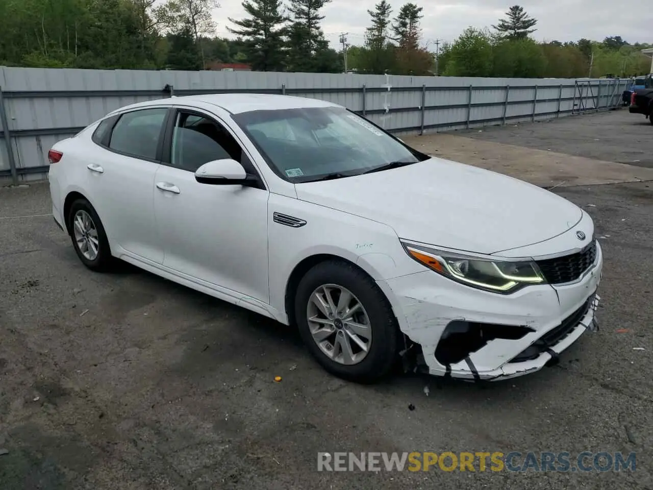4 fotografías del automóvil dañado 5XXGT4L35KG278705 KIA OPTIMA 2019