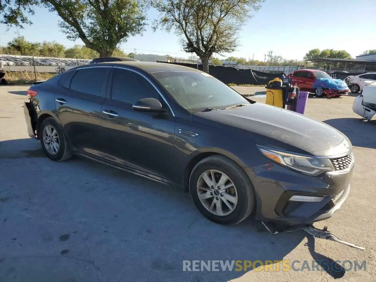 4 fotografías del automóvil dañado 5XXGT4L35KG280857 KIA OPTIMA 2019