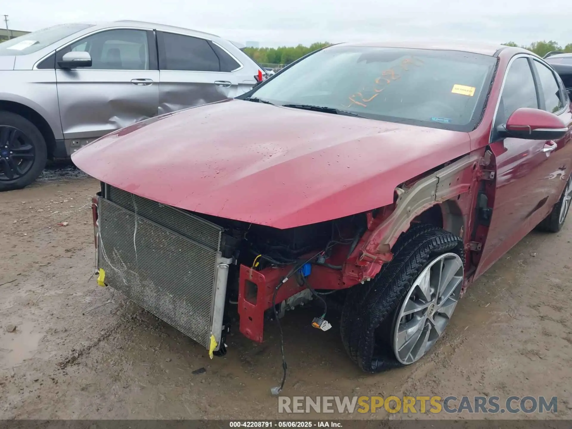 6 fotografías del automóvil dañado 5XXGT4L35KG281992 KIA OPTIMA 2019