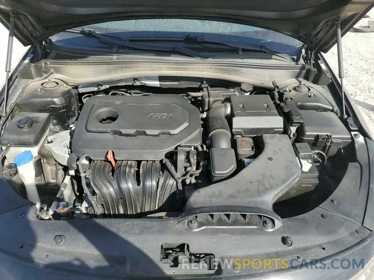11 fotografías del automóvil dañado 5XXGT4L35KG295696 KIA OPTIMA 2019