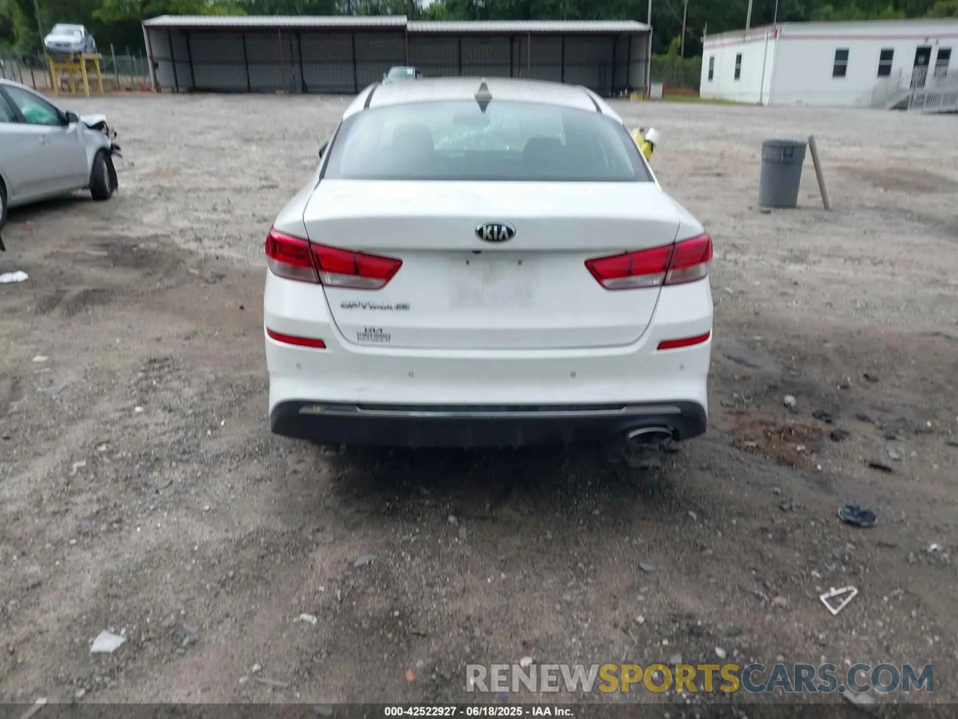 16 fotografías del automóvil dañado 5XXGT4L35KG305384 KIA OPTIMA 2019