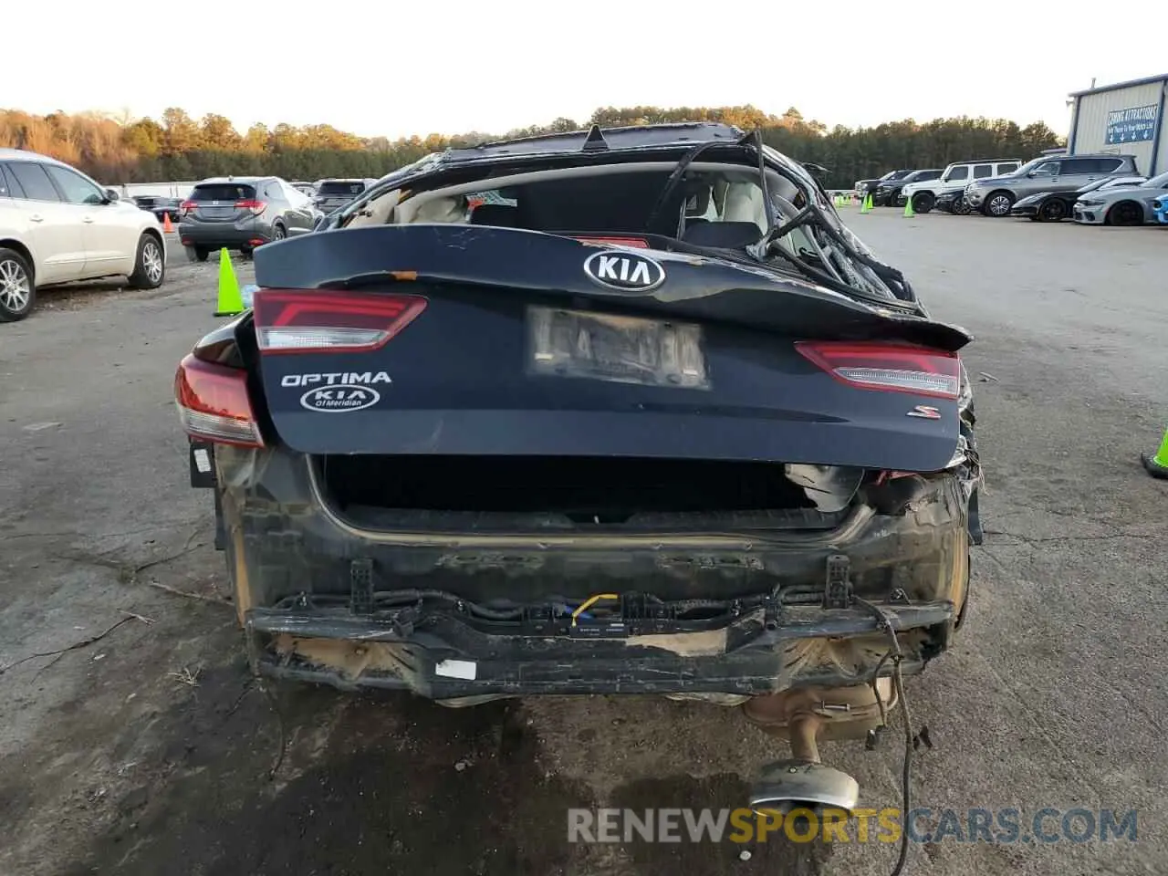 6 fotografías del automóvil dañado 5XXGT4L35KG322931 KIA OPTIMA 2019