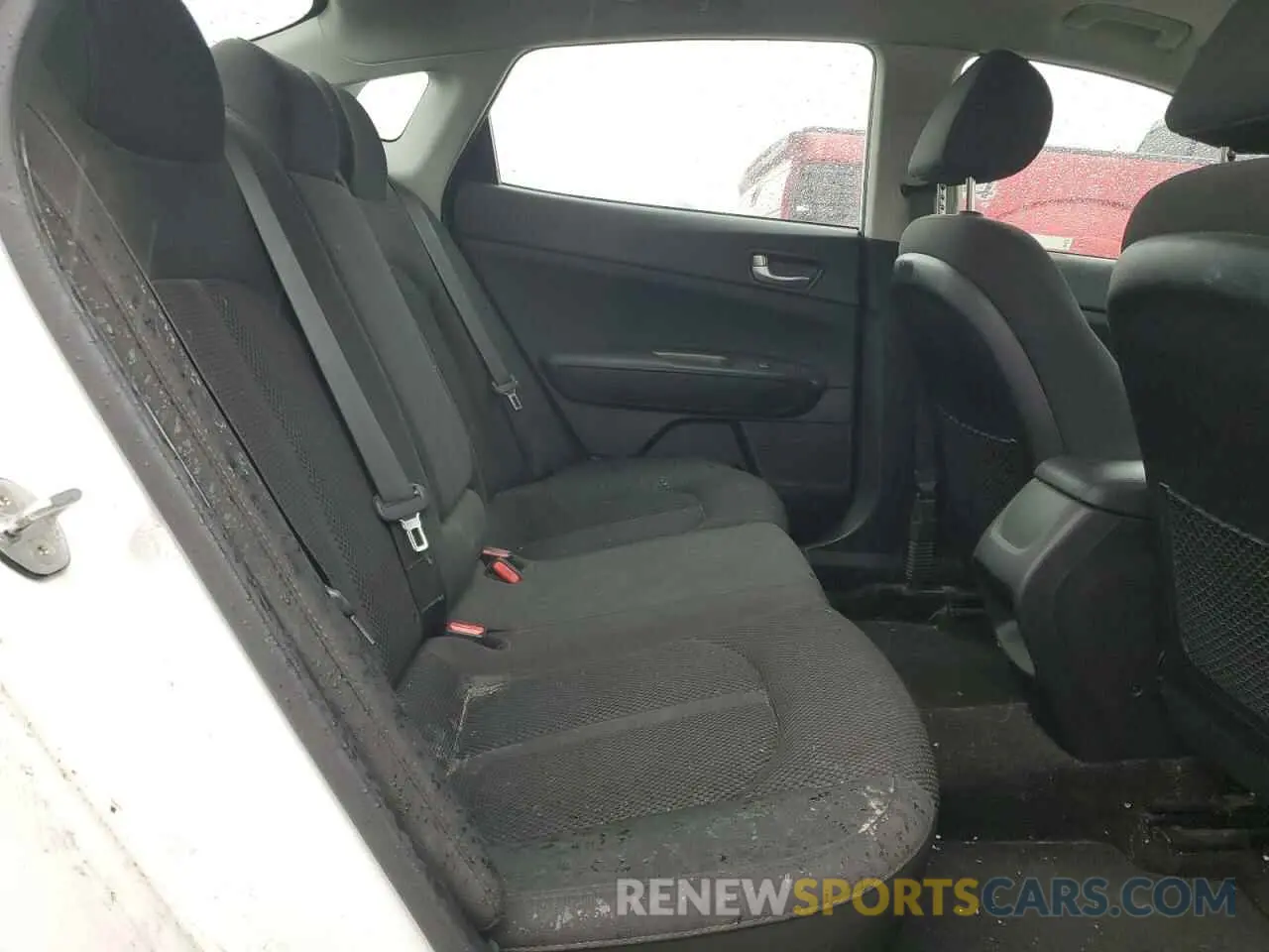10 fotografías del automóvil dañado 5XXGT4L35KG331970 KIA OPTIMA 2019