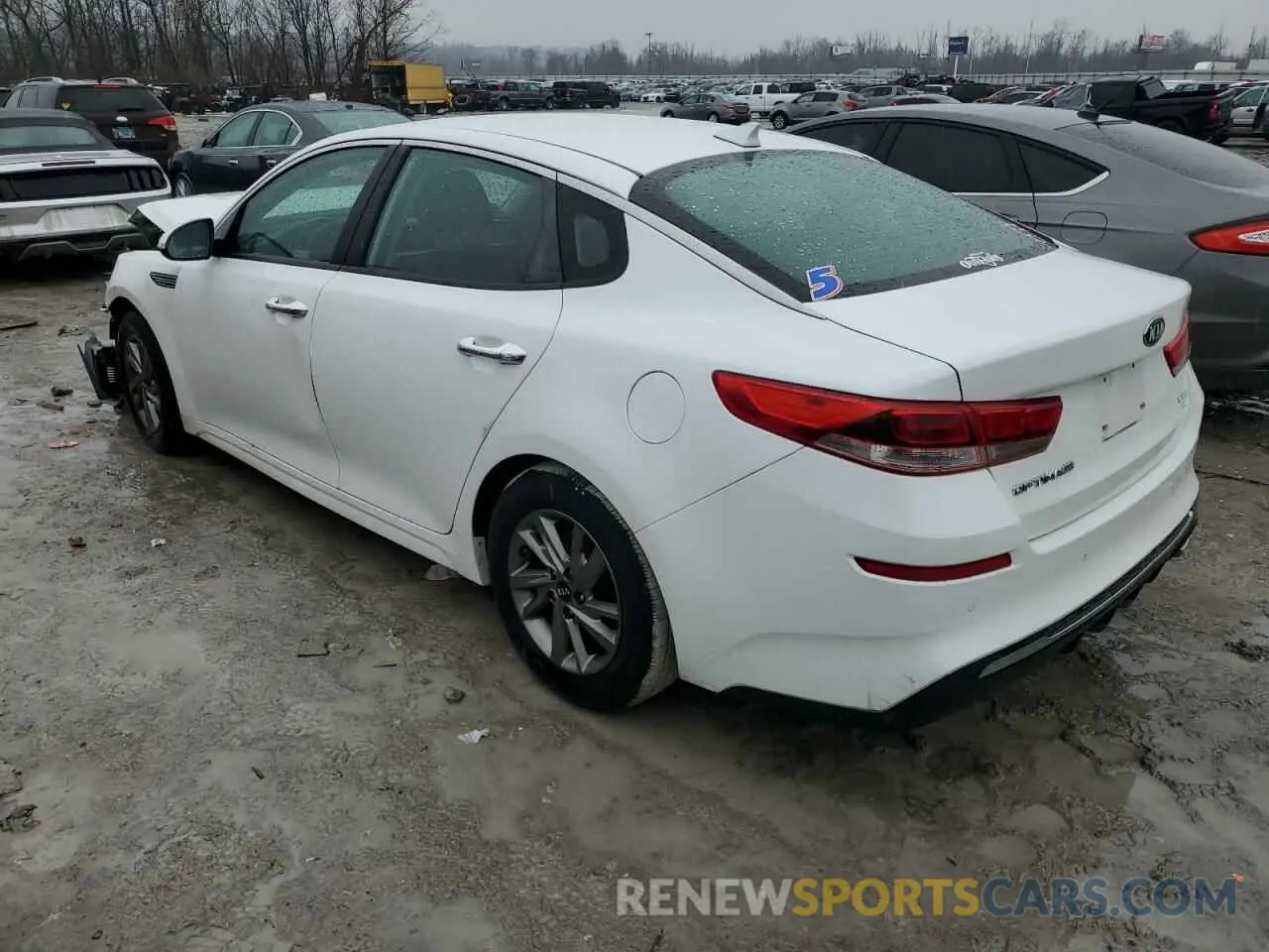 2 fotografías del automóvil dañado 5XXGT4L35KG331970 KIA OPTIMA 2019