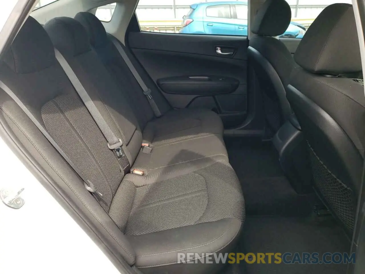 10 fotografías del automóvil dañado 5XXGT4L35KG332634 KIA OPTIMA 2019