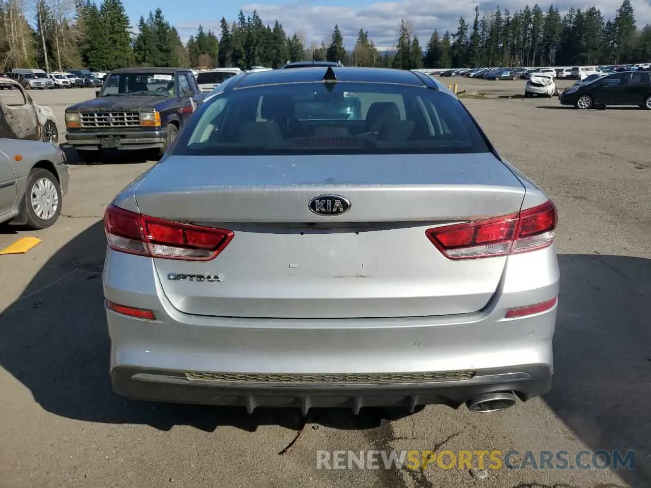 6 fotografías del automóvil dañado 5XXGT4L35KG335582 KIA OPTIMA 2019
