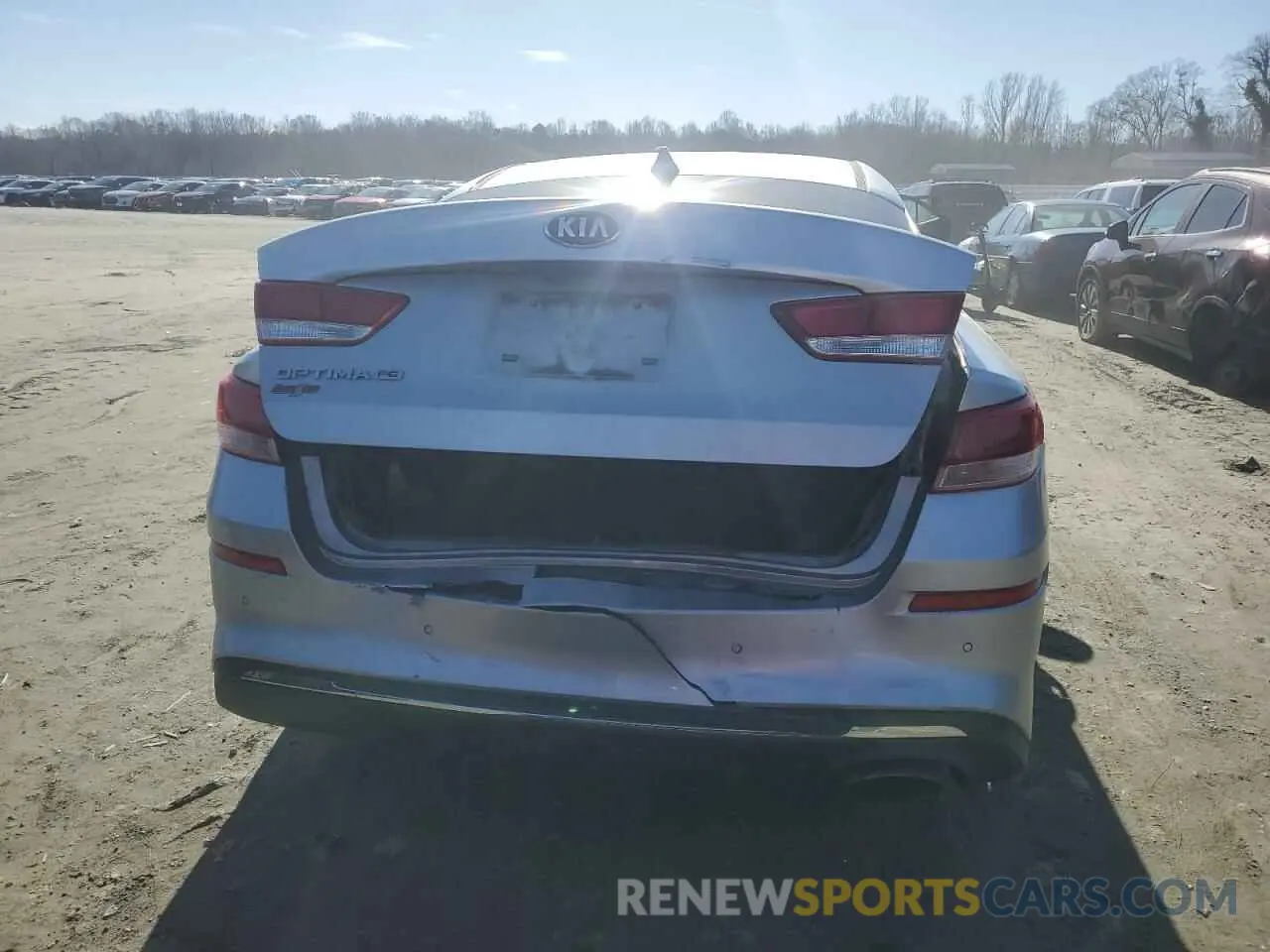 6 fotografías del automóvil dañado 5XXGT4L35KG336361 KIA OPTIMA 2019