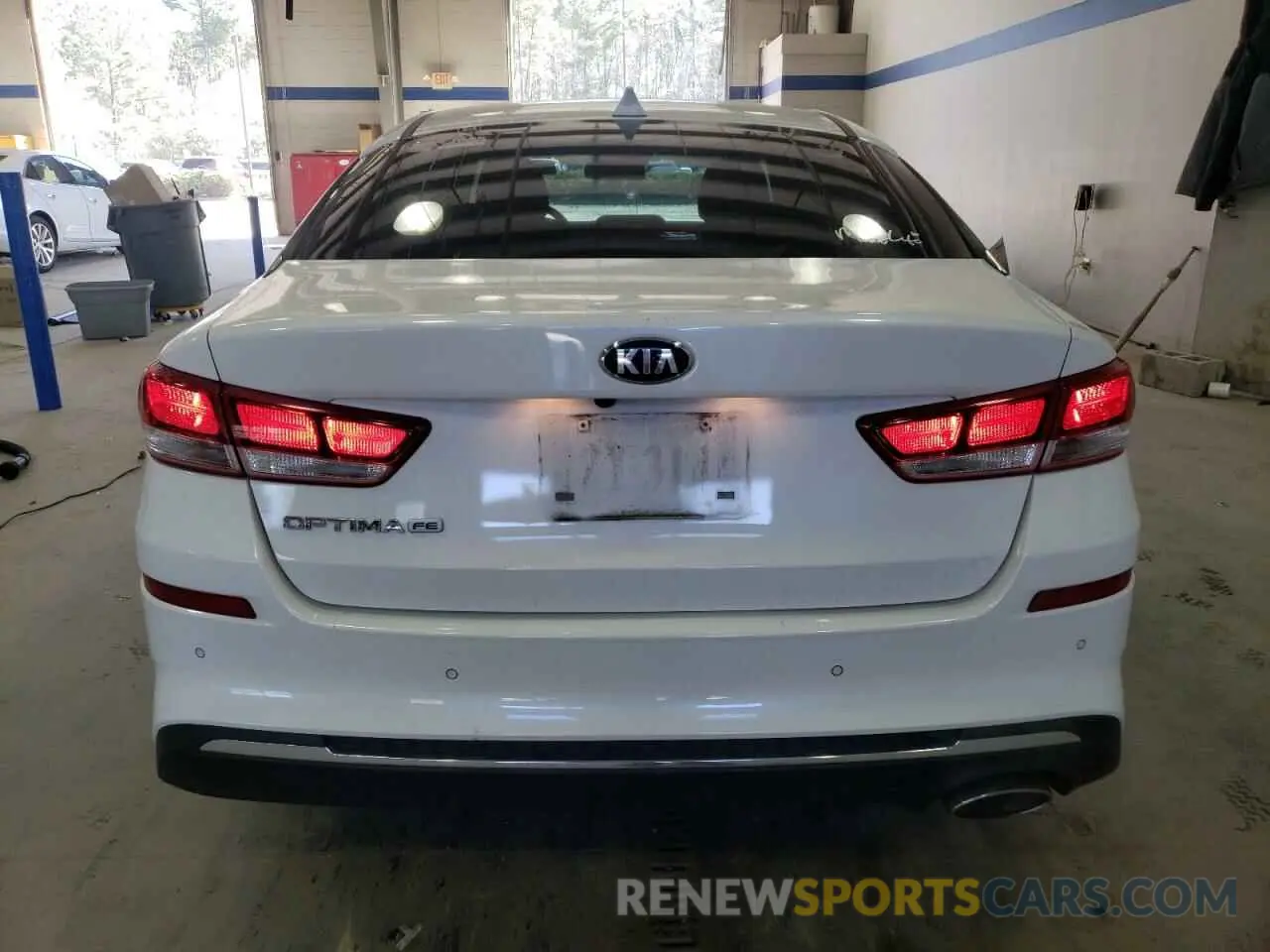 6 fotografías del automóvil dañado 5XXGT4L35KG341642 KIA OPTIMA 2019