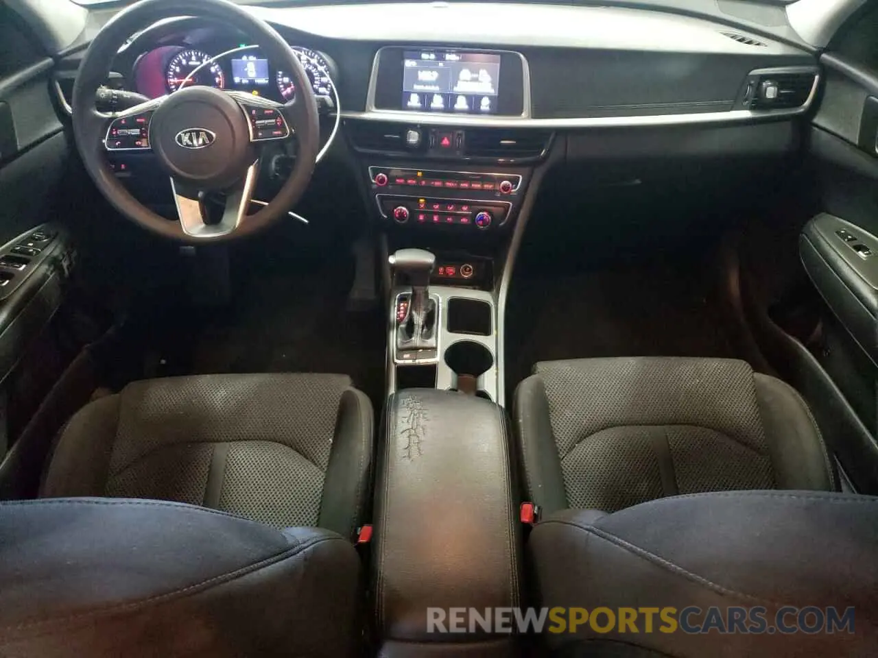 8 fotografías del automóvil dañado 5XXGT4L35KG341642 KIA OPTIMA 2019