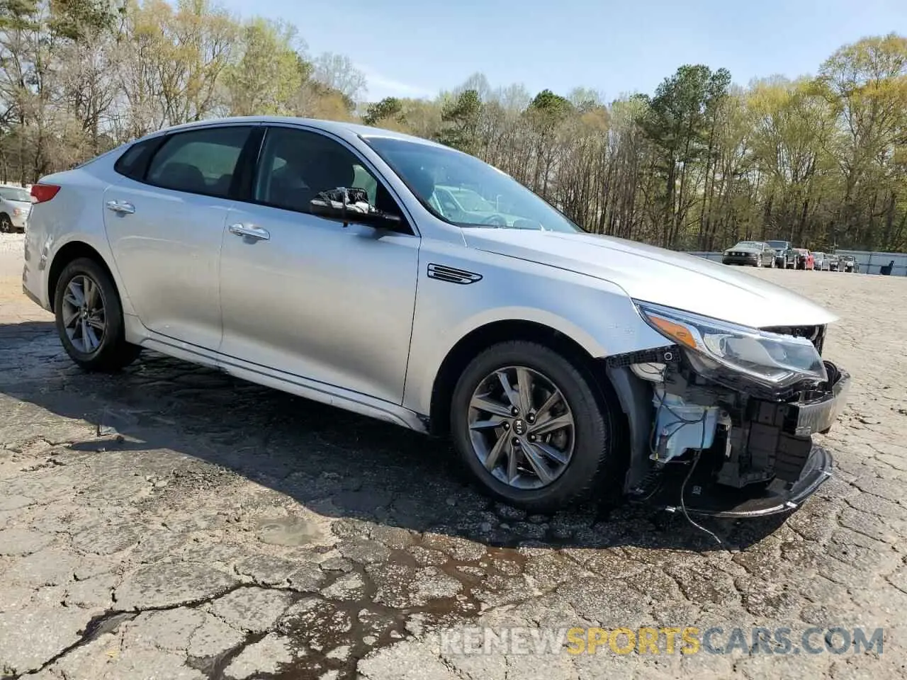 4 fotografías del automóvil dañado 5XXGT4L35KG348364 KIA OPTIMA 2019