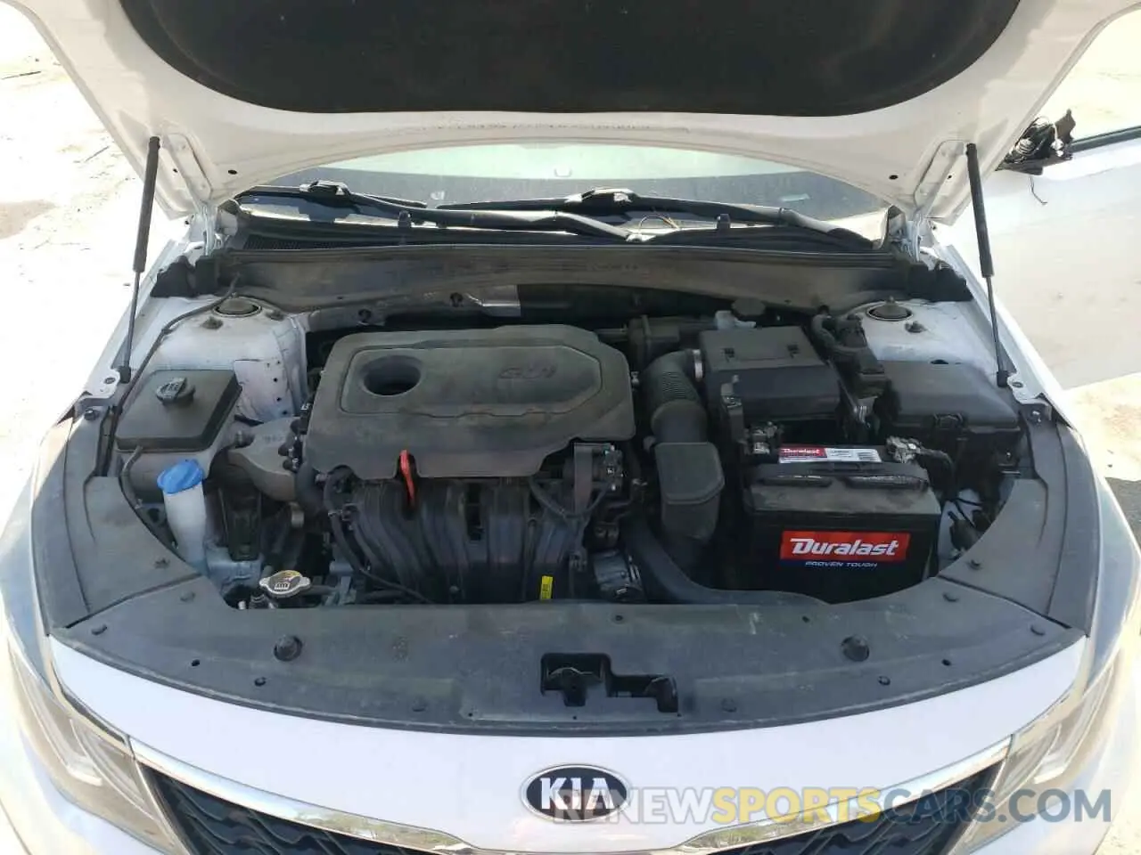 11 fotografías del automóvil dañado 5XXGT4L35KG349661 KIA OPTIMA 2019