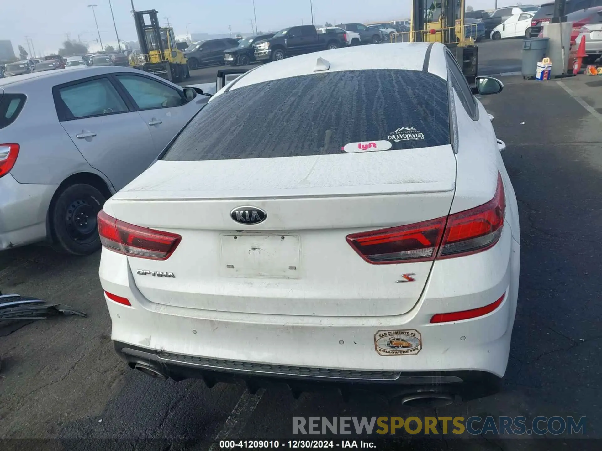 16 fotografías del automóvil dañado 5XXGT4L35KG353970 KIA OPTIMA 2019
