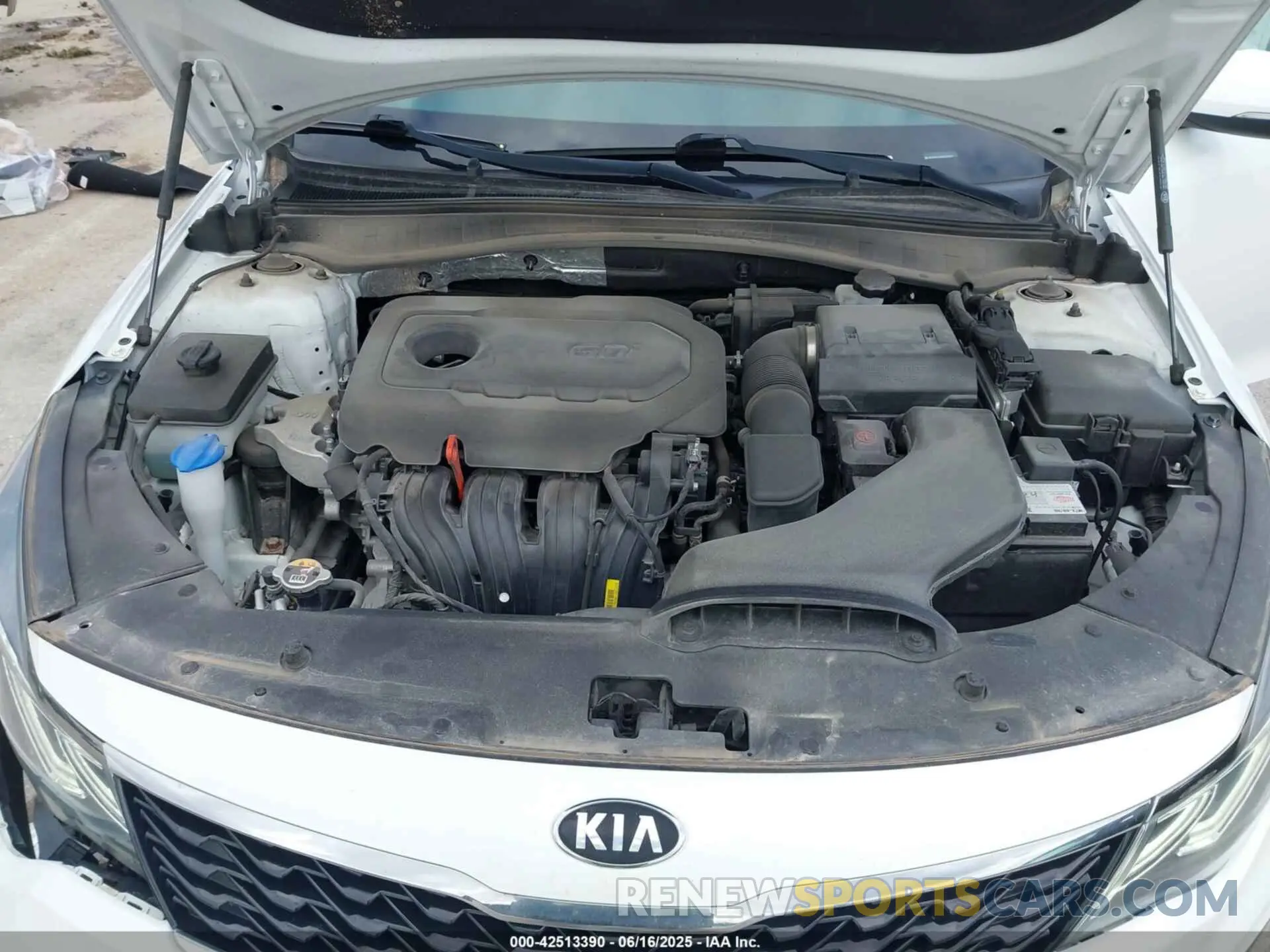 10 fotografías del automóvil dañado 5XXGT4L35KG355427 KIA OPTIMA 2019