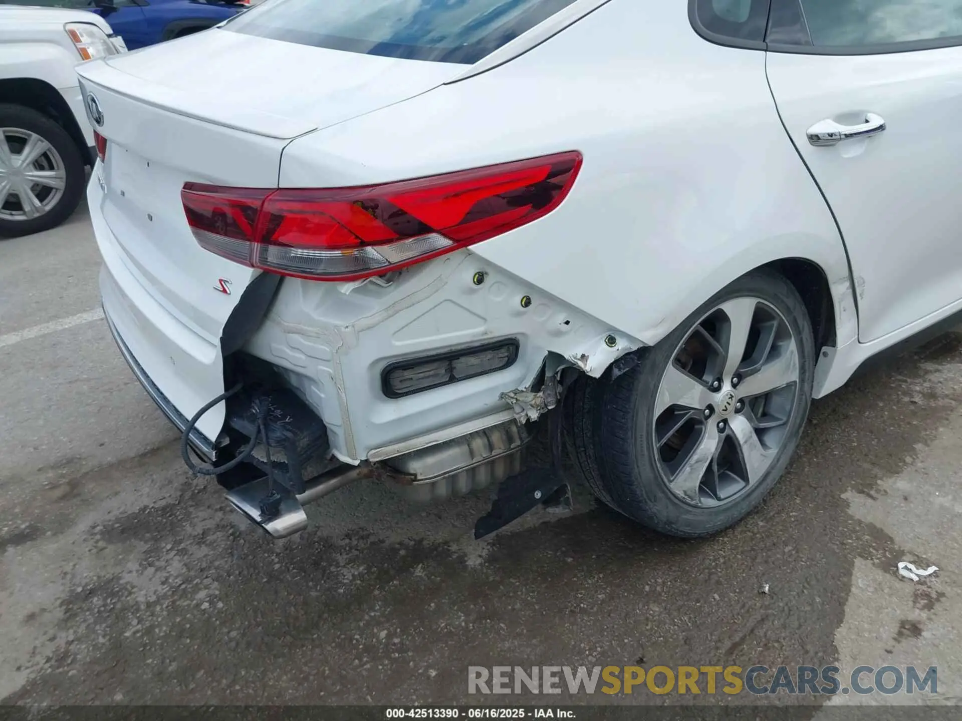 6 fotografías del automóvil dañado 5XXGT4L35KG355427 KIA OPTIMA 2019
