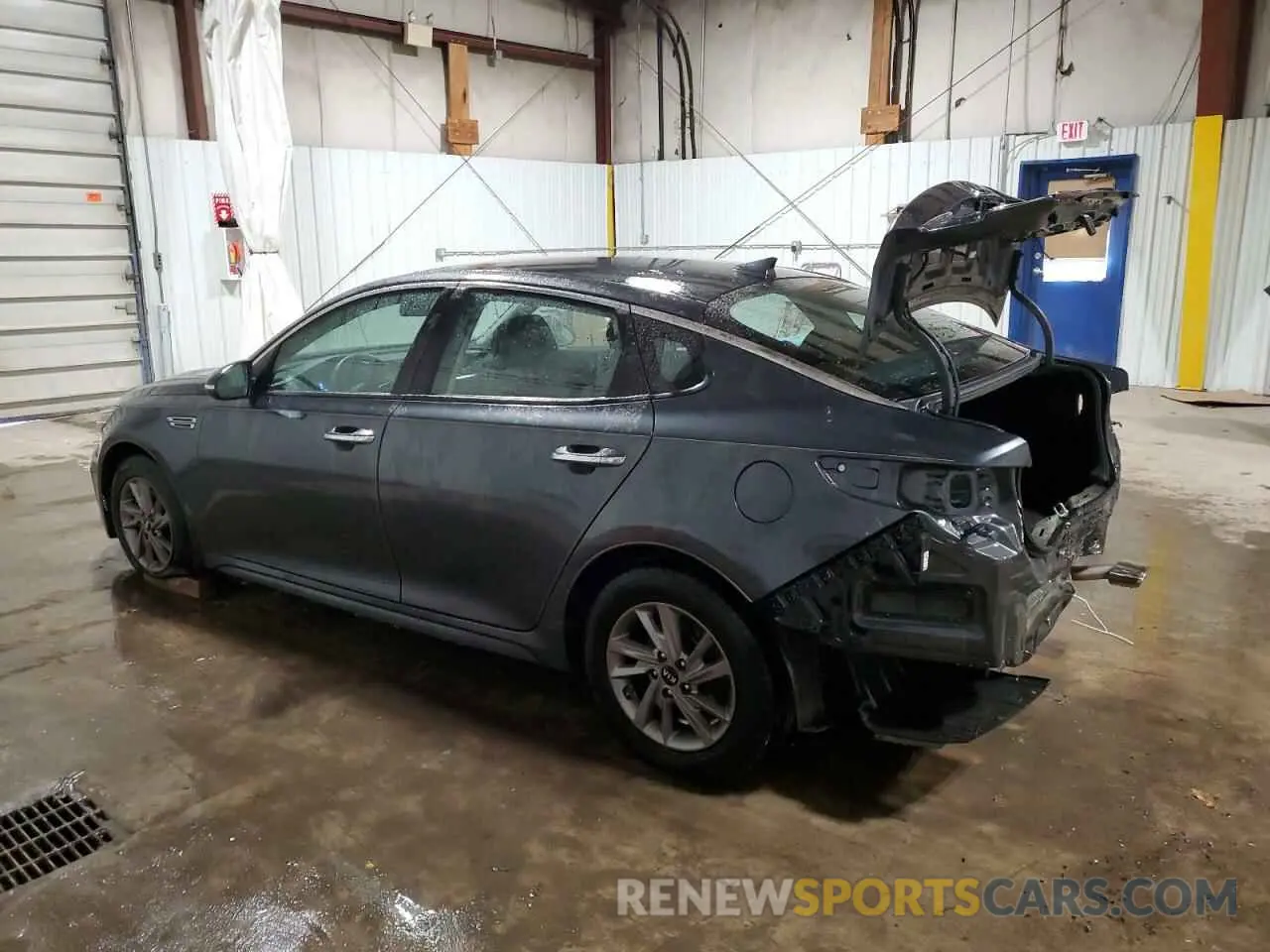 2 fotografías del automóvil dañado 5XXGT4L35KG377685 KIA OPTIMA 2019