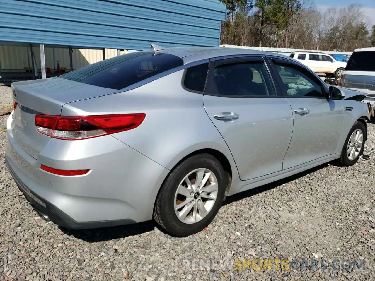 3 fotografías del automóvil dañado 5XXGT4L36KG280396 KIA OPTIMA 2019