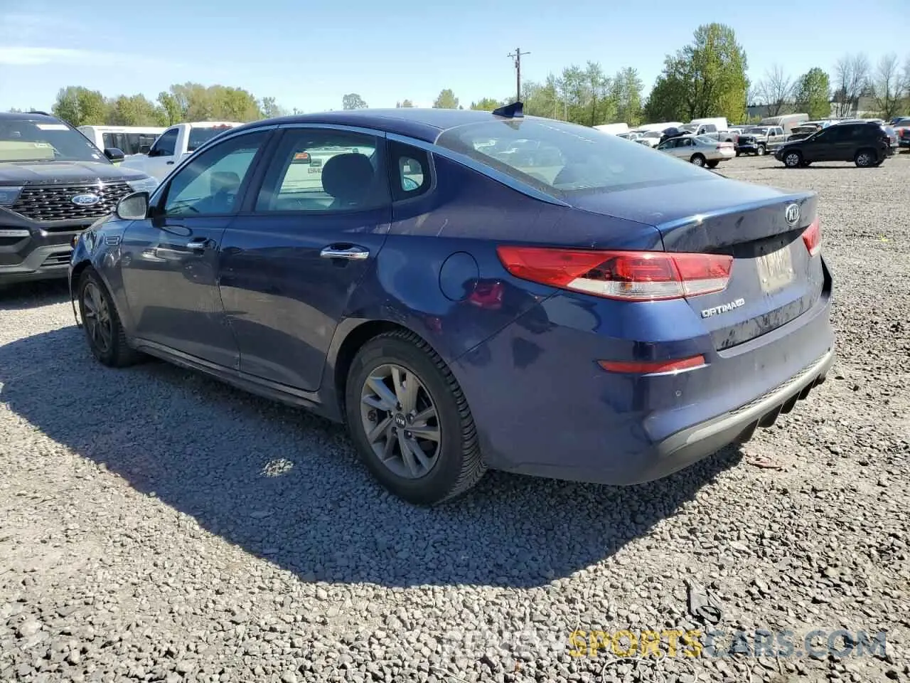 2 fotografías del automóvil dañado 5XXGT4L36KG296548 KIA OPTIMA 2019