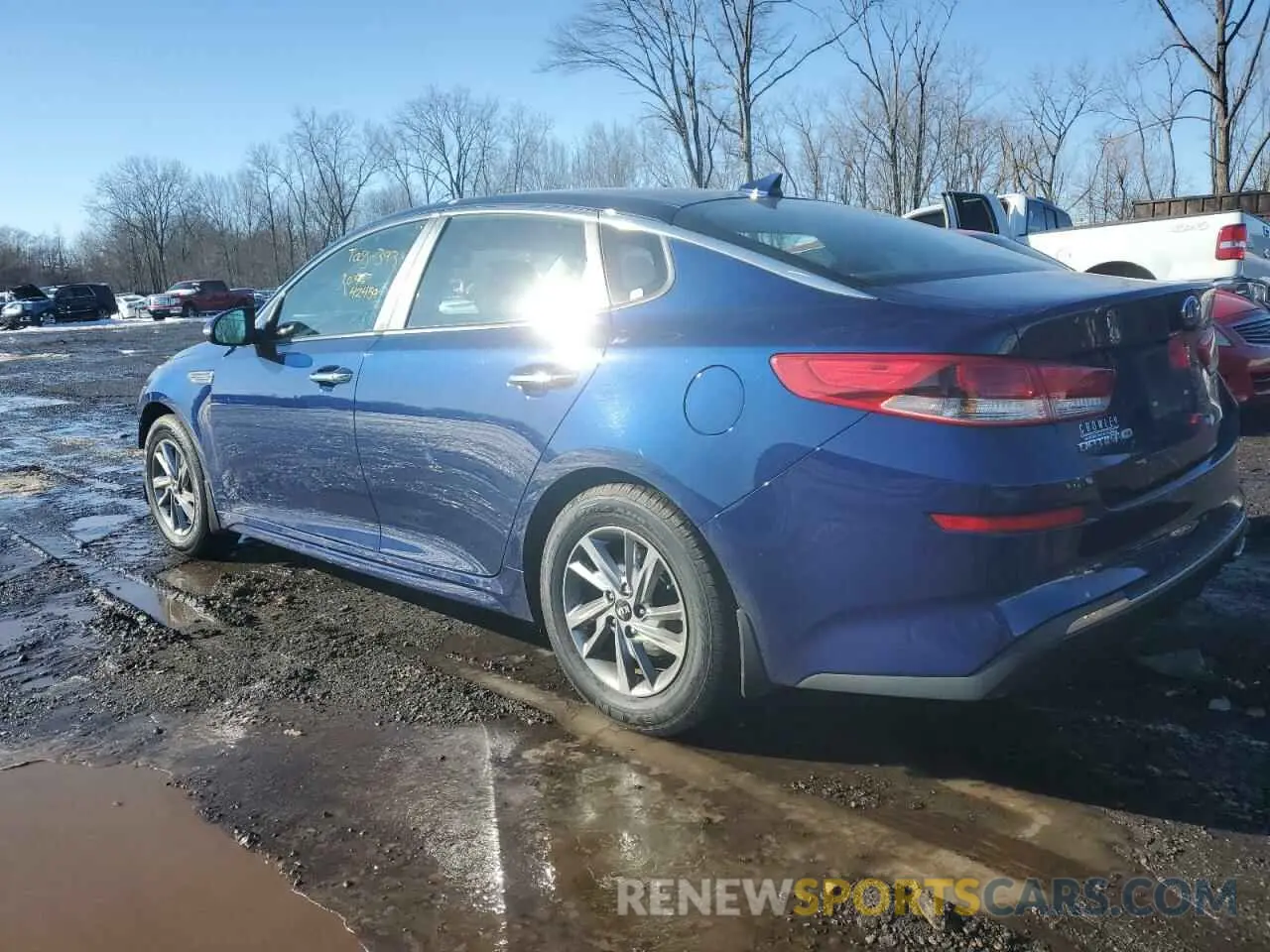 2 fotografías del automóvil dañado 5XXGT4L36KG315213 KIA OPTIMA 2019