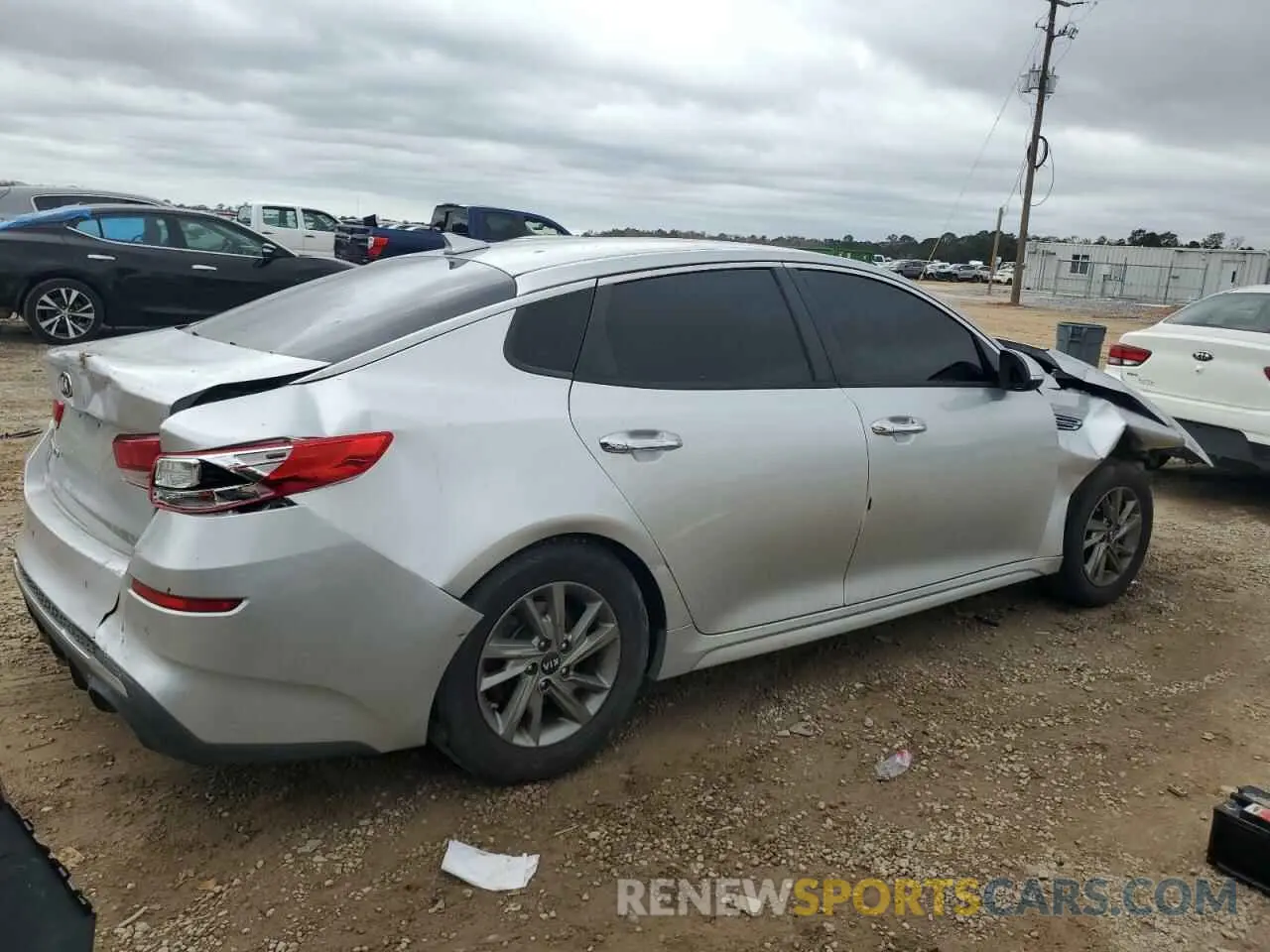3 fotografías del automóvil dañado 5XXGT4L36KG319715 KIA OPTIMA 2019