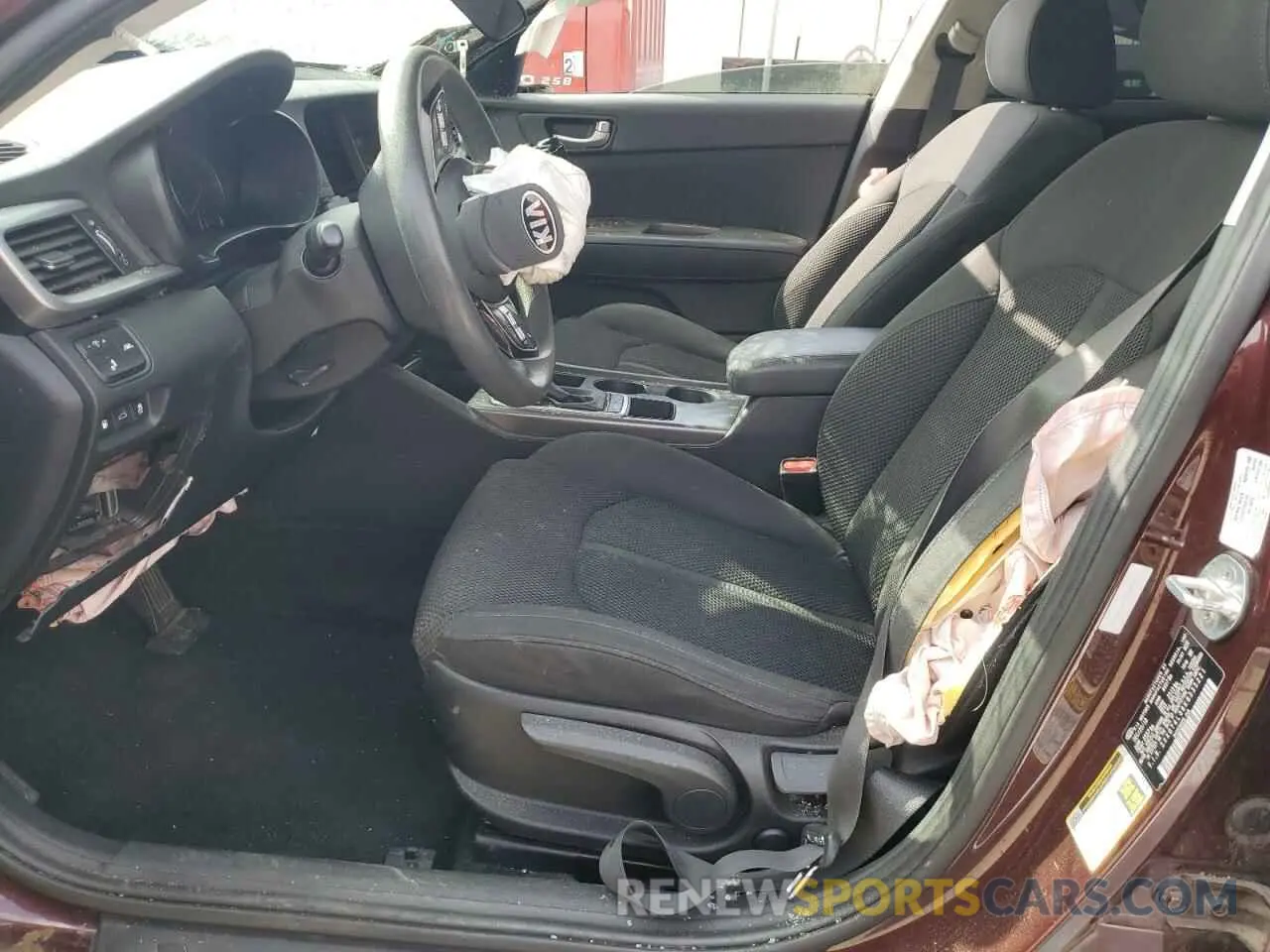 7 fotografías del automóvil dañado 5XXGT4L36KG335221 KIA OPTIMA 2019