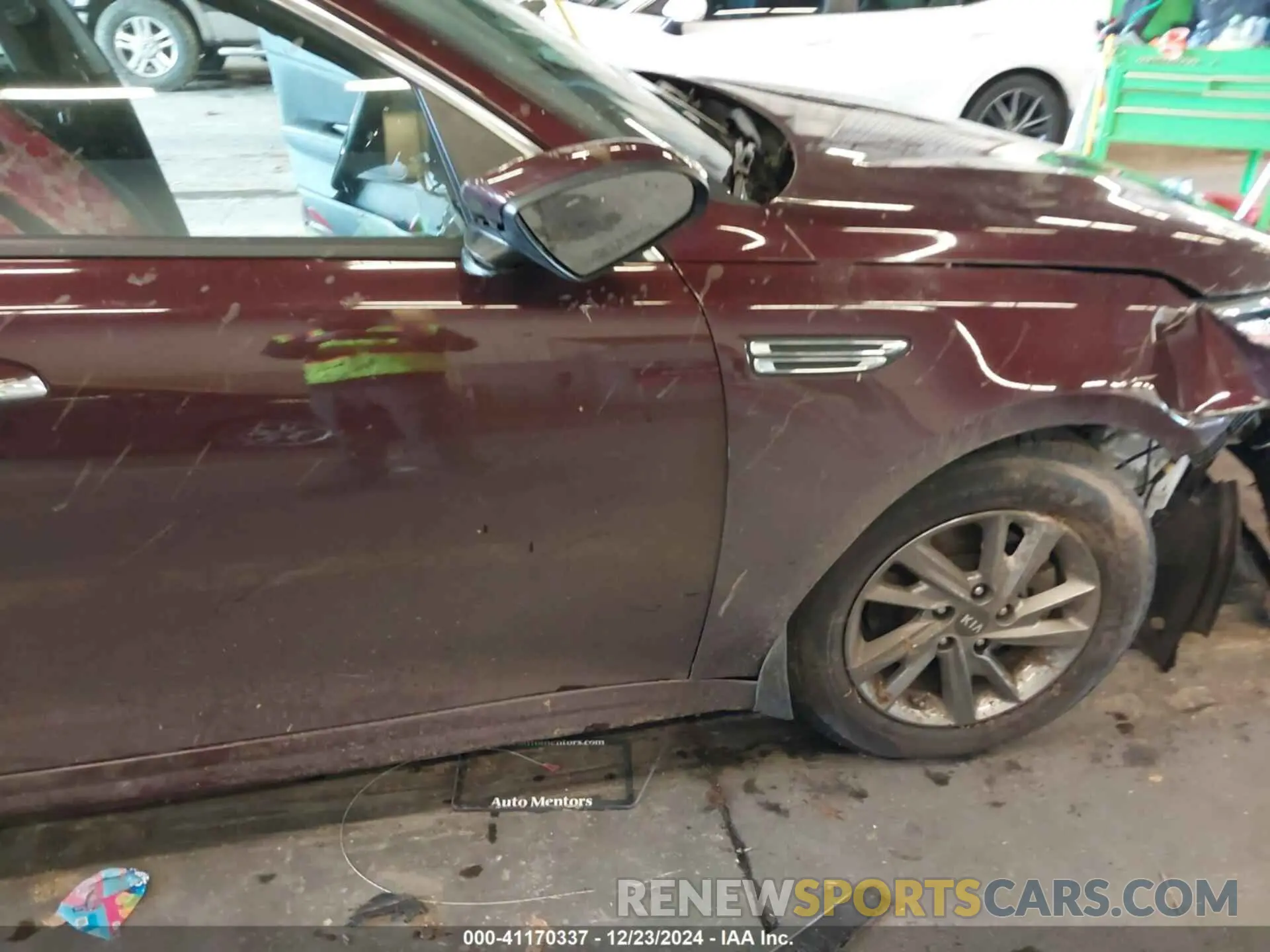 19 fotografías del automóvil dañado 5XXGT4L36KG337213 KIA OPTIMA 2019