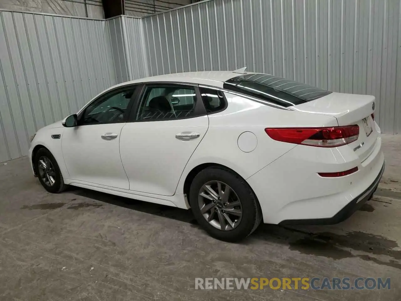 2 fotografías del automóvil dañado 5XXGT4L36KG342380 KIA OPTIMA 2019